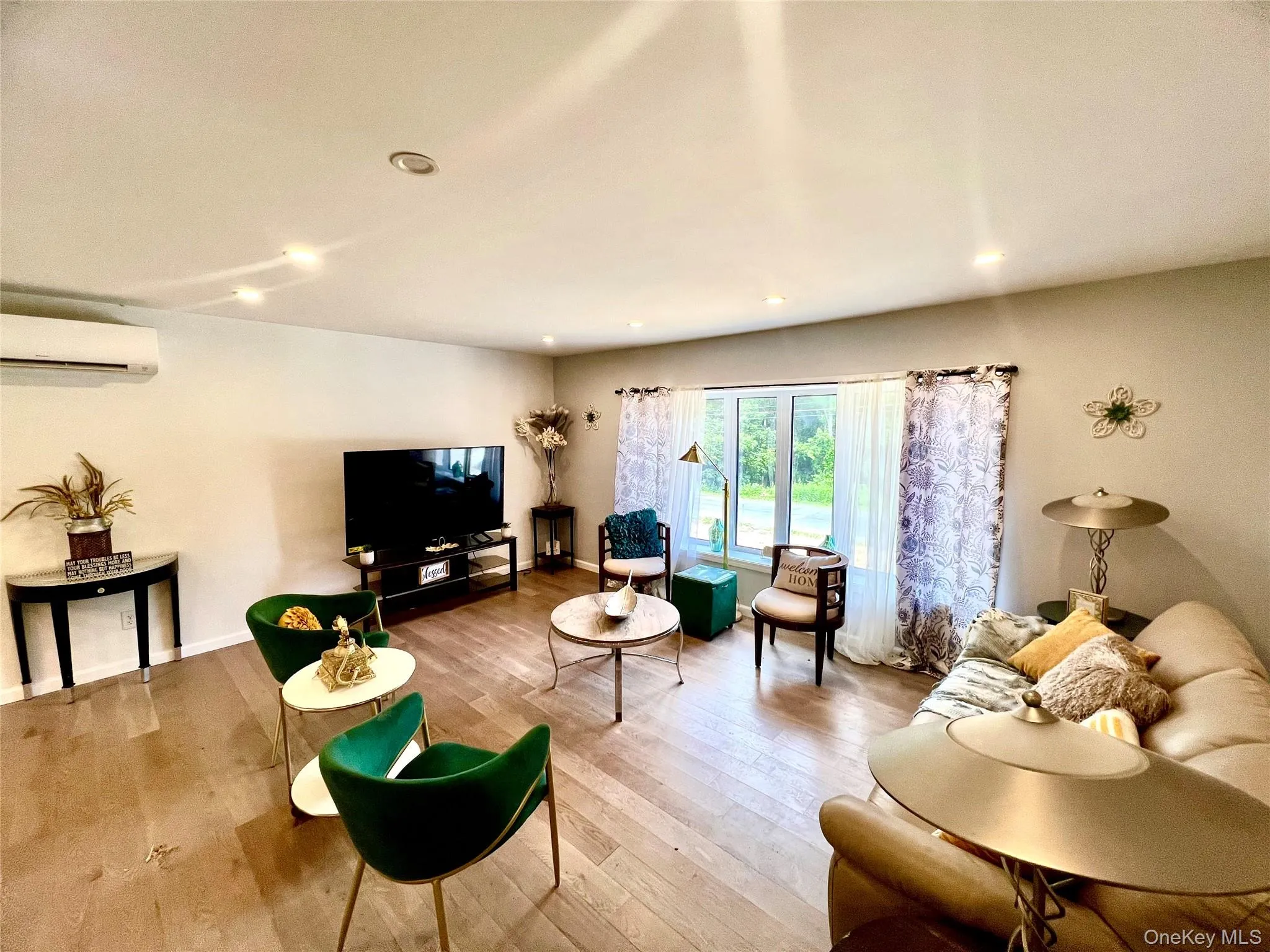 37 California Drive, Middletown, NY, 4 Bedrooms Bedrooms, 12 Rooms Rooms,2 BathroomsBathrooms,Residential,For Rent,California,0,KEY1008642 37 California Drive, Middletown, NY, 4 Bedrooms Bedrooms, 12 Rooms Rooms,2 BathroomsBathrooms,Residential,For Rent,California,0,KEY1008642