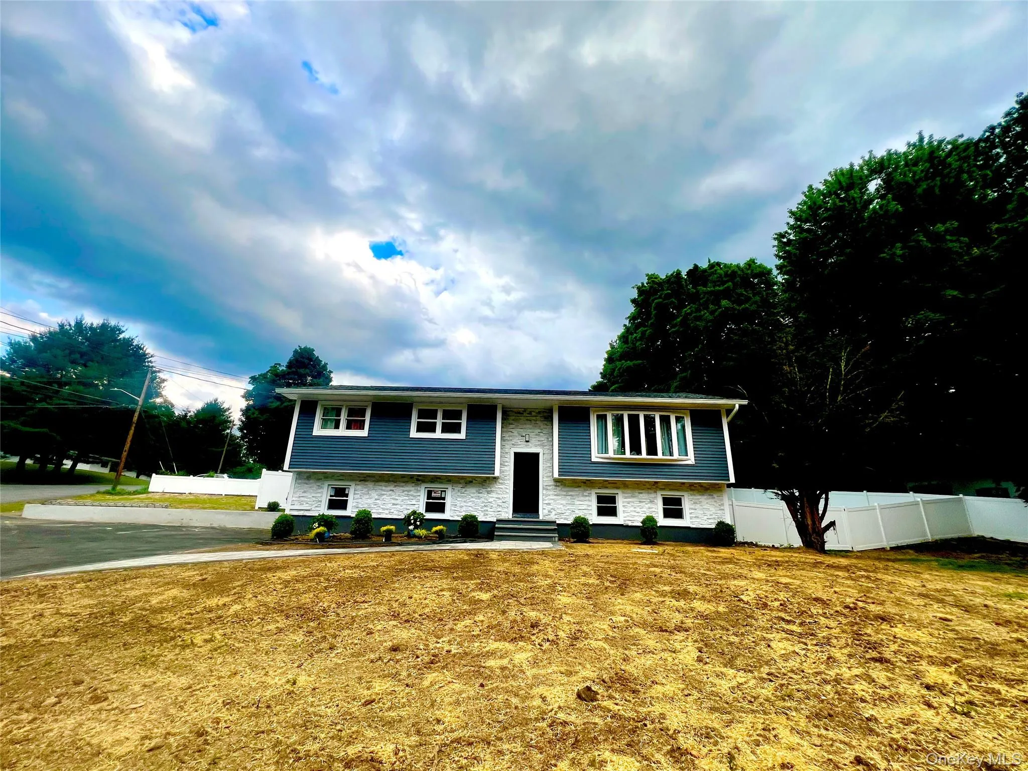37 California Drive, Middletown, NY, 4 Bedrooms Bedrooms, 12 Rooms Rooms,2 BathroomsBathrooms,Residential,For Rent,California,0,KEY1008642 37 California Drive, Middletown, NY, 4 Bedrooms Bedrooms, 12 Rooms Rooms,2 BathroomsBathrooms,Residential,For Rent,California,0,KEY1008642