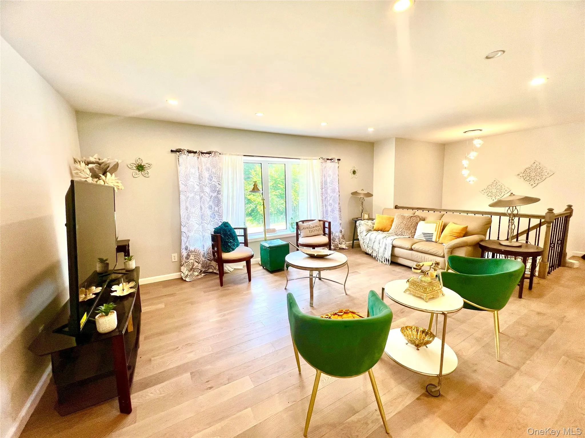 37 California Drive, Middletown, NY, 4 Bedrooms Bedrooms, 12 Rooms Rooms,2 BathroomsBathrooms,Residential,For Rent,California,0,KEY1008642 37 California Drive, Middletown, NY, 4 Bedrooms Bedrooms, 12 Rooms Rooms,2 BathroomsBathrooms,Residential,For Rent,California,0,KEY1008642