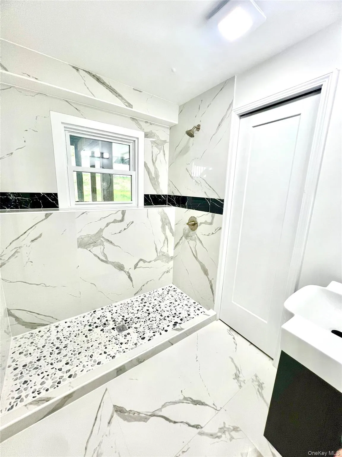 37 California Drive, Middletown, NY, 4 Bedrooms Bedrooms, 12 Rooms Rooms,2 BathroomsBathrooms,Residential,For Rent,California,0,KEY1008642 37 California Drive, Middletown, NY, 4 Bedrooms Bedrooms, 12 Rooms Rooms,2 BathroomsBathrooms,Residential,For Rent,California,0,KEY1008642