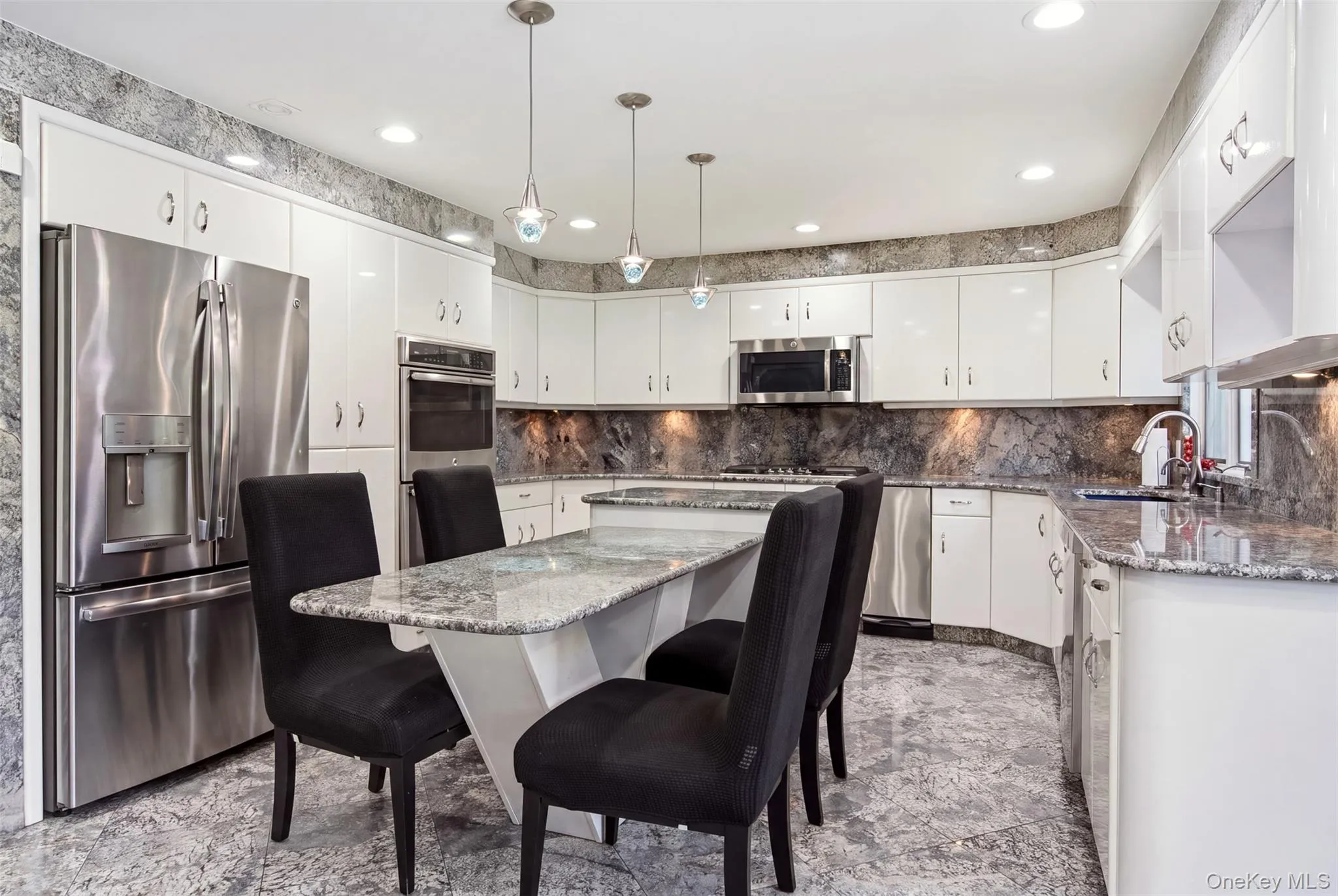 75 Shoreham Drive, Huntington, NY, 5 Bedrooms Bedrooms, 13 Rooms Rooms,5 BathroomsBathrooms,Residential,For Rent,Shoreham,0,1008645 75 Shoreham Drive, Huntington, NY, 5 Bedrooms Bedrooms, 13 Rooms Rooms,5 BathroomsBathrooms,Residential,For Rent,Shoreham,0,1008645