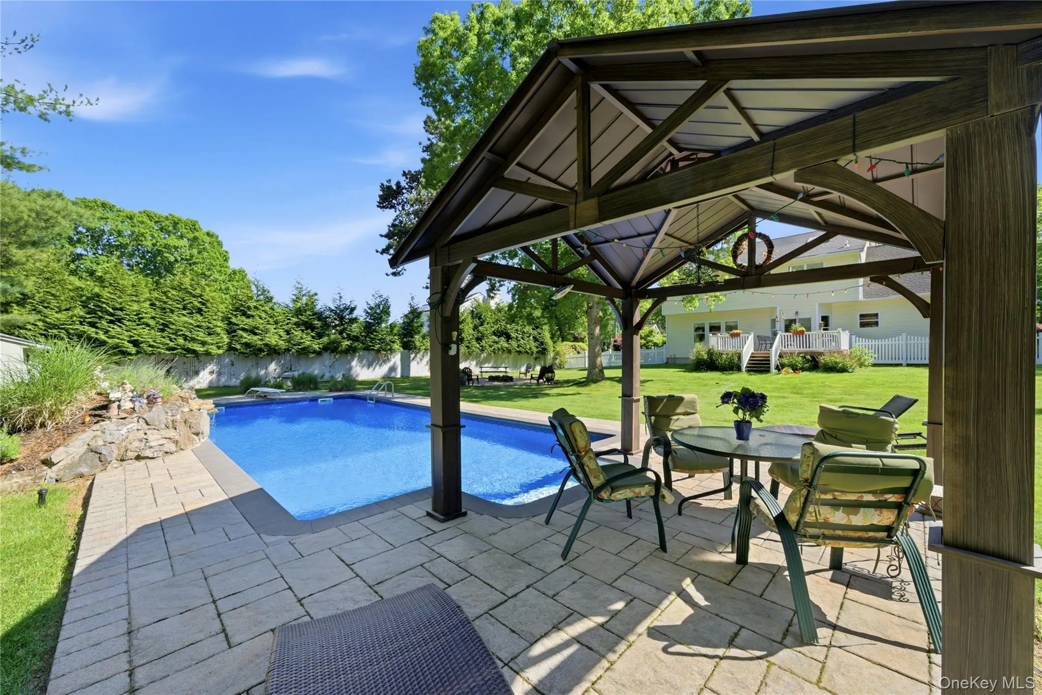 9 Ridgefield Drive, Brookhaven, NY, 4 Bedrooms Bedrooms, 8 Rooms Rooms,3 BathroomsBathrooms,Residential,For Rent,Ridgefield,0,1008648 9 Ridgefield Drive, Brookhaven, NY, 4 Bedrooms Bedrooms, 8 Rooms Rooms,3 BathroomsBathrooms,Residential,For Rent,Ridgefield,0,1008648
