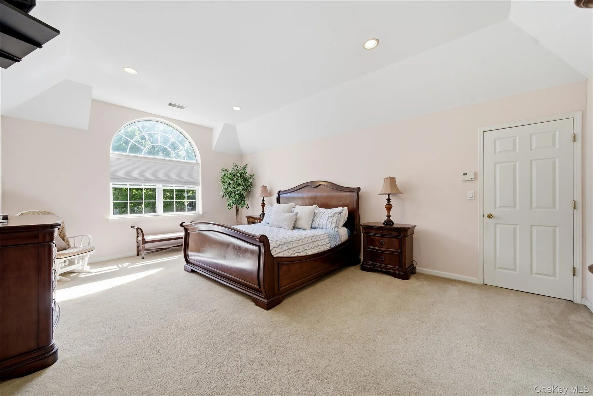 9 Ridgefield Drive, Brookhaven, NY, 4 Bedrooms Bedrooms, 8 Rooms Rooms,3 BathroomsBathrooms,Residential,For Rent,Ridgefield,0,1008648 9 Ridgefield Drive, Brookhaven, NY, 4 Bedrooms Bedrooms, 8 Rooms Rooms,3 BathroomsBathrooms,Residential,For Rent,Ridgefield,0,1008648