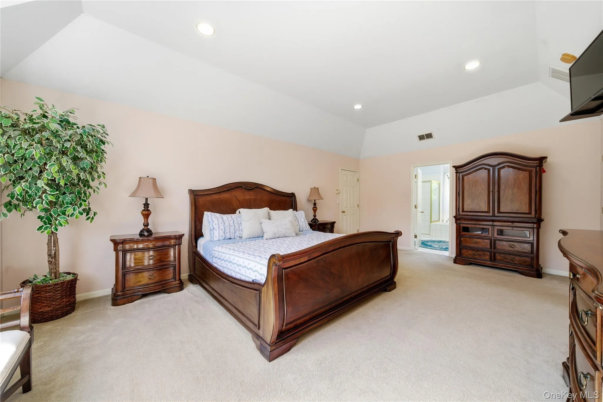 9 Ridgefield Drive, Brookhaven, NY, 4 Bedrooms Bedrooms, 8 Rooms Rooms,3 BathroomsBathrooms,Residential,For Rent,Ridgefield,0,1008648 9 Ridgefield Drive, Brookhaven, NY, 4 Bedrooms Bedrooms, 8 Rooms Rooms,3 BathroomsBathrooms,Residential,For Rent,Ridgefield,0,1008648