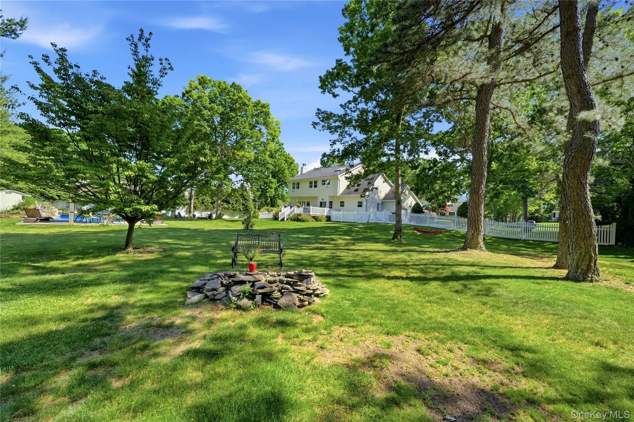 9 Ridgefield Drive, Brookhaven, NY, 4 Bedrooms Bedrooms, 8 Rooms Rooms,3 BathroomsBathrooms,Residential,For Rent,Ridgefield,0,1008648 9 Ridgefield Drive, Brookhaven, NY, 4 Bedrooms Bedrooms, 8 Rooms Rooms,3 BathroomsBathrooms,Residential,For Rent,Ridgefield,0,1008648
