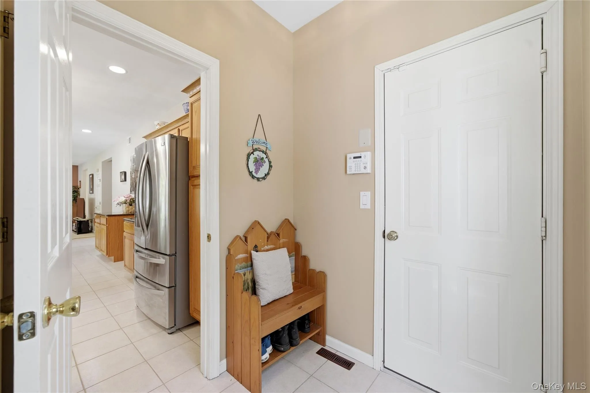 9 Ridgefield Drive, Brookhaven, NY, 4 Bedrooms Bedrooms, 8 Rooms Rooms,3 BathroomsBathrooms,Residential,For Rent,Ridgefield,0,1008648 9 Ridgefield Drive, Brookhaven, NY, 4 Bedrooms Bedrooms, 8 Rooms Rooms,3 BathroomsBathrooms,Residential,For Rent,Ridgefield,0,1008648
