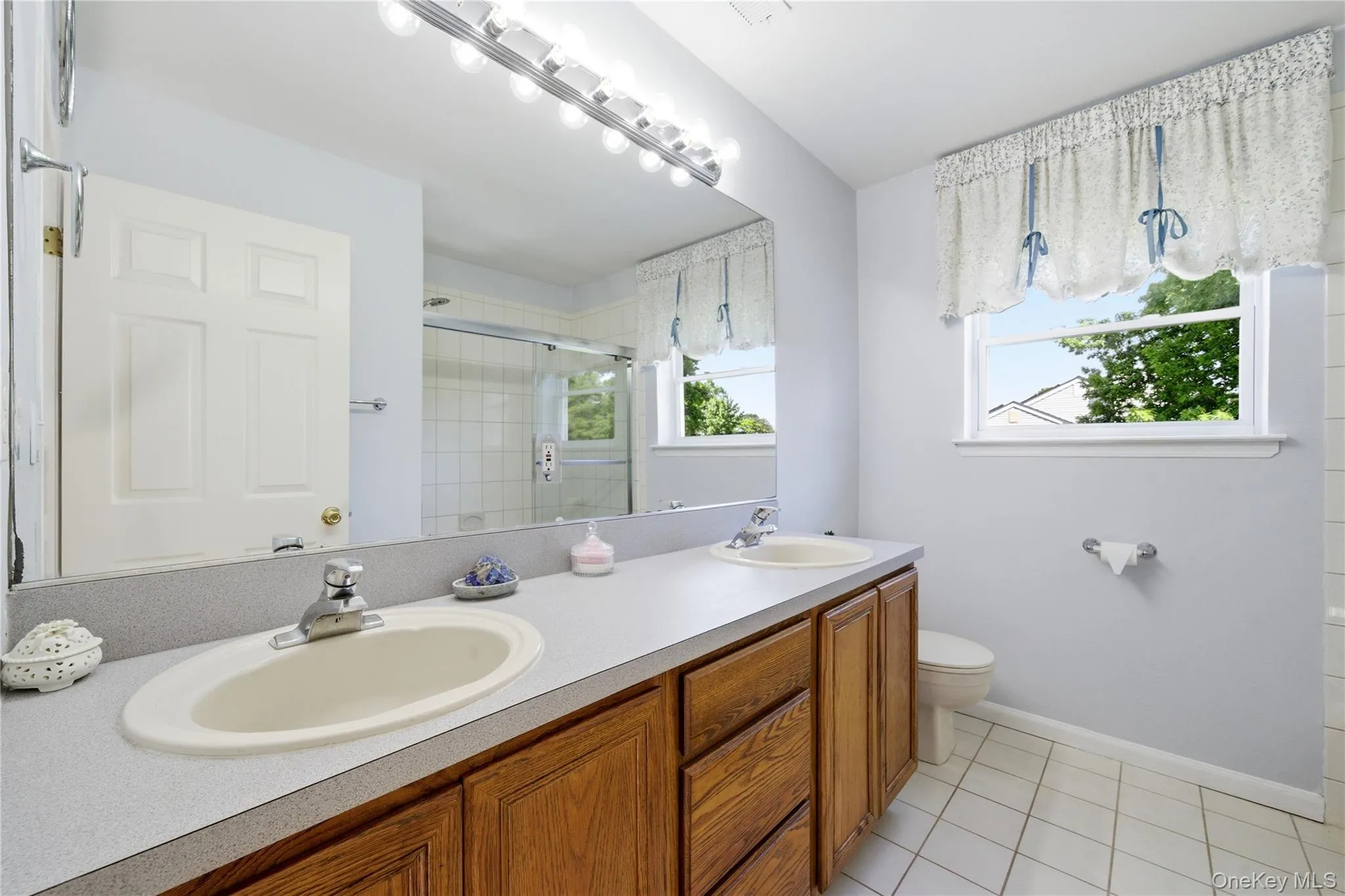 9 Ridgefield Drive, Brookhaven, NY, 4 Bedrooms Bedrooms, 8 Rooms Rooms,3 BathroomsBathrooms,Residential,For Rent,Ridgefield,0,1008648 9 Ridgefield Drive, Brookhaven, NY, 4 Bedrooms Bedrooms, 8 Rooms Rooms,3 BathroomsBathrooms,Residential,For Rent,Ridgefield,0,1008648