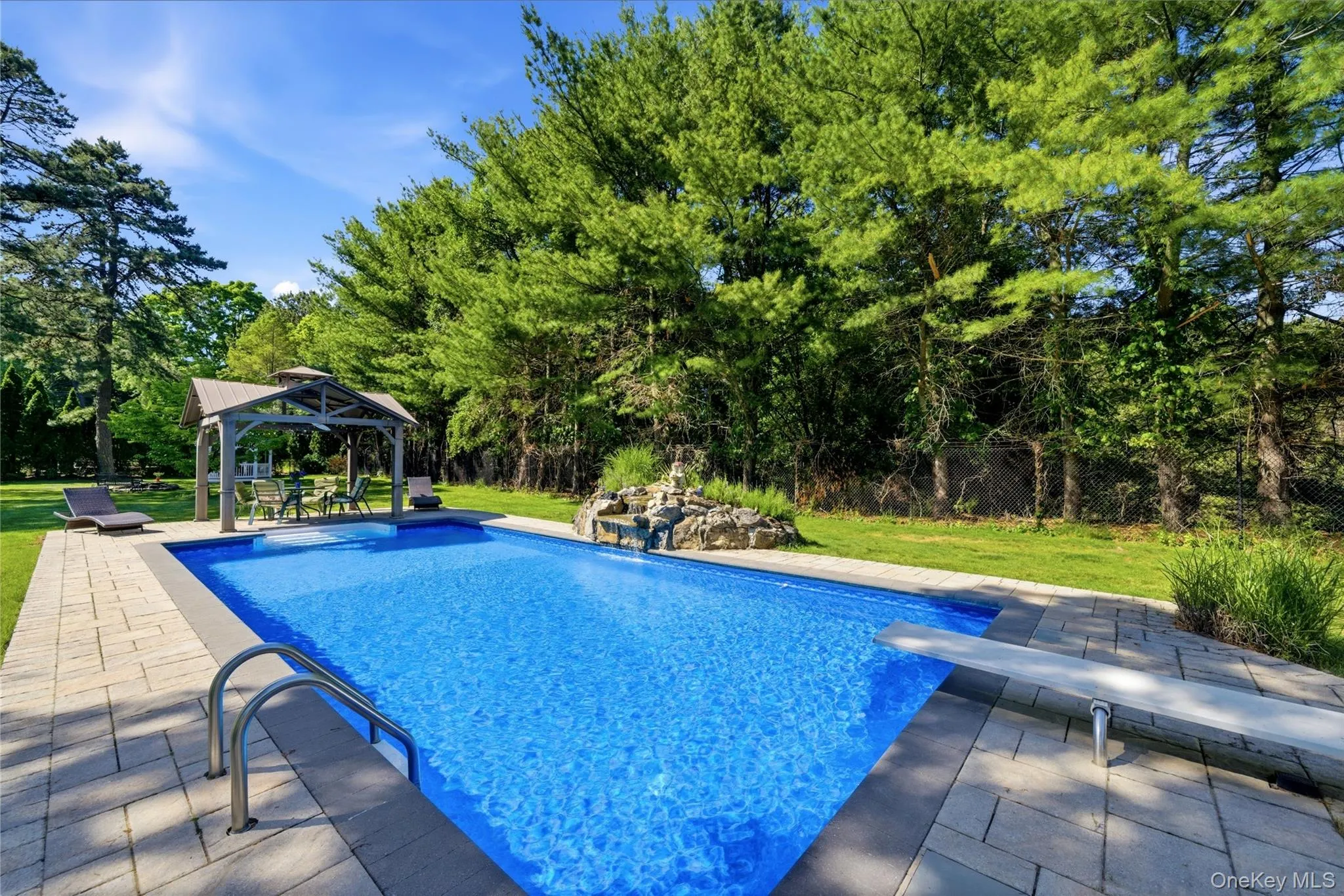 9 Ridgefield Drive, Brookhaven, NY, 4 Bedrooms Bedrooms, 8 Rooms Rooms,3 BathroomsBathrooms,Residential,For Rent,Ridgefield,0,1008648 9 Ridgefield Drive, Brookhaven, NY, 4 Bedrooms Bedrooms, 8 Rooms Rooms,3 BathroomsBathrooms,Residential,For Rent,Ridgefield,0,1008648