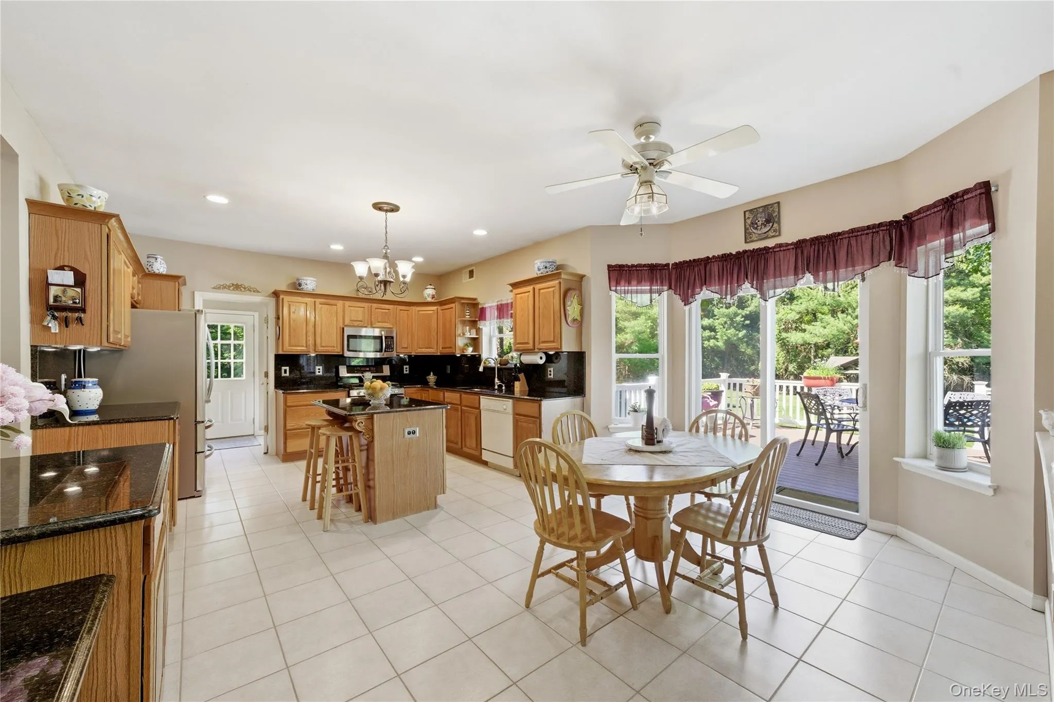 9 Ridgefield Drive, Brookhaven, NY, 4 Bedrooms Bedrooms, 8 Rooms Rooms,3 BathroomsBathrooms,Residential,For Rent,Ridgefield,0,1008648 9 Ridgefield Drive, Brookhaven, NY, 4 Bedrooms Bedrooms, 8 Rooms Rooms,3 BathroomsBathrooms,Residential,For Rent,Ridgefield,0,1008648