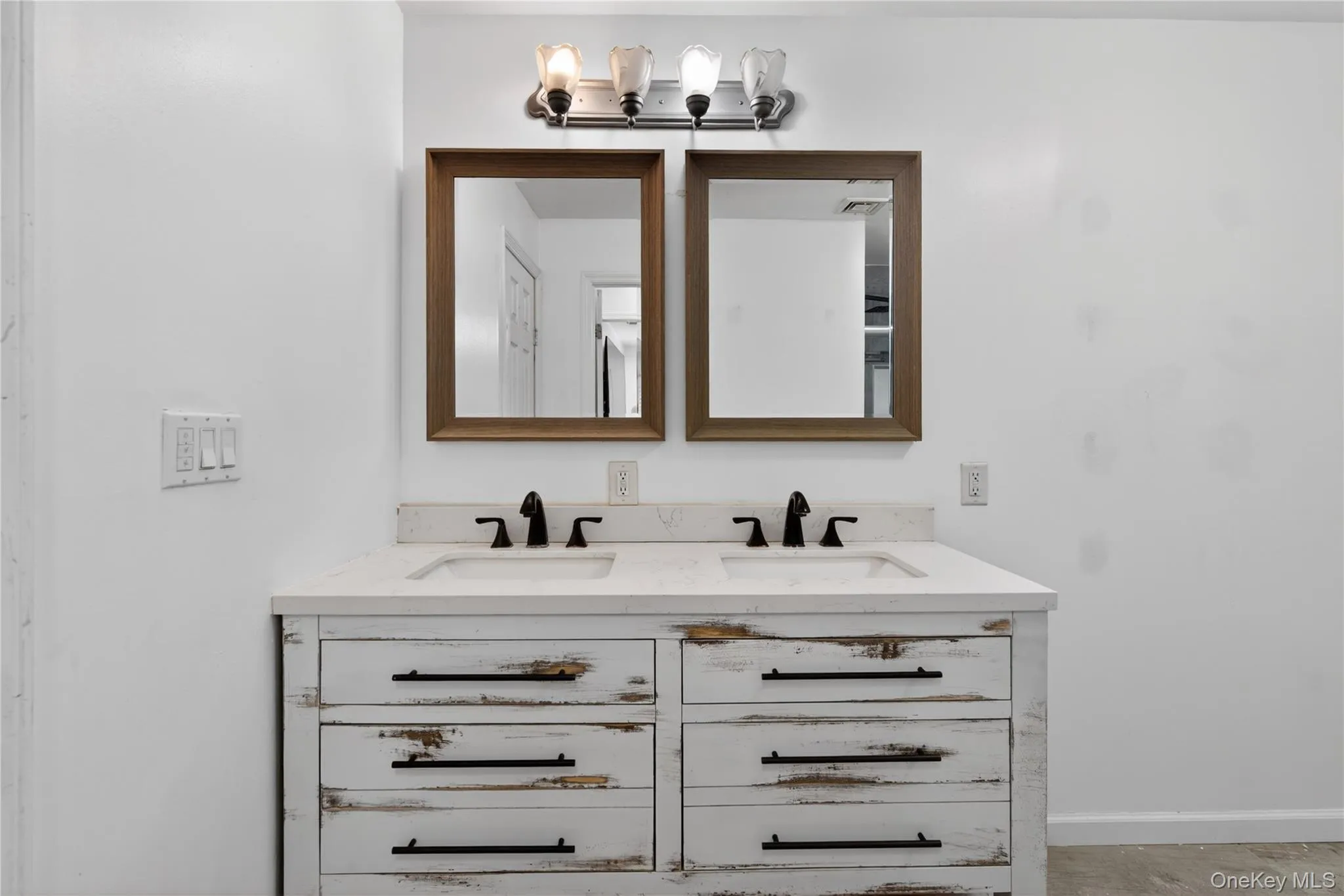 20 Patrick Drive, Mamakating, NY, 3 Bedrooms Bedrooms, 13 Rooms Rooms,2 BathroomsBathrooms,Residential,For Rent,Patrick,0,1008649 20 Patrick Drive, Mamakating, NY, 3 Bedrooms Bedrooms, 13 Rooms Rooms,2 BathroomsBathrooms,Residential,For Rent,Patrick,0,1008649
