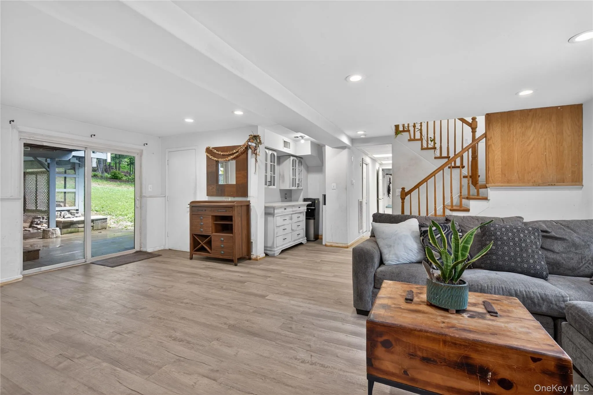 20 Patrick Drive, Mamakating, NY, 3 Bedrooms Bedrooms, 13 Rooms Rooms,2 BathroomsBathrooms,Residential,For Rent,Patrick,0,1008649 20 Patrick Drive, Mamakating, NY, 3 Bedrooms Bedrooms, 13 Rooms Rooms,2 BathroomsBathrooms,Residential,For Rent,Patrick,0,1008649