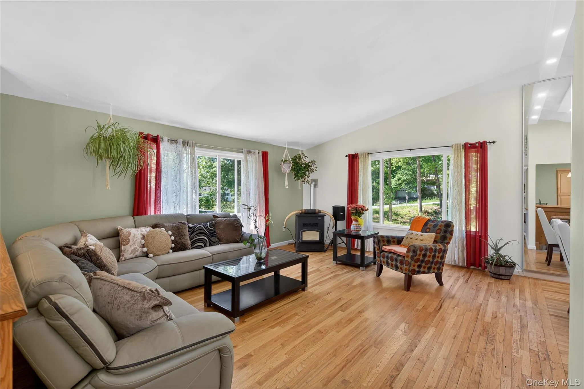 20 Patrick Drive, Mamakating, NY, 3 Bedrooms Bedrooms, 13 Rooms Rooms,2 BathroomsBathrooms,Residential,For Rent,Patrick,0,1008649 20 Patrick Drive, Mamakating, NY, 3 Bedrooms Bedrooms, 13 Rooms Rooms,2 BathroomsBathrooms,Residential,For Rent,Patrick,0,1008649