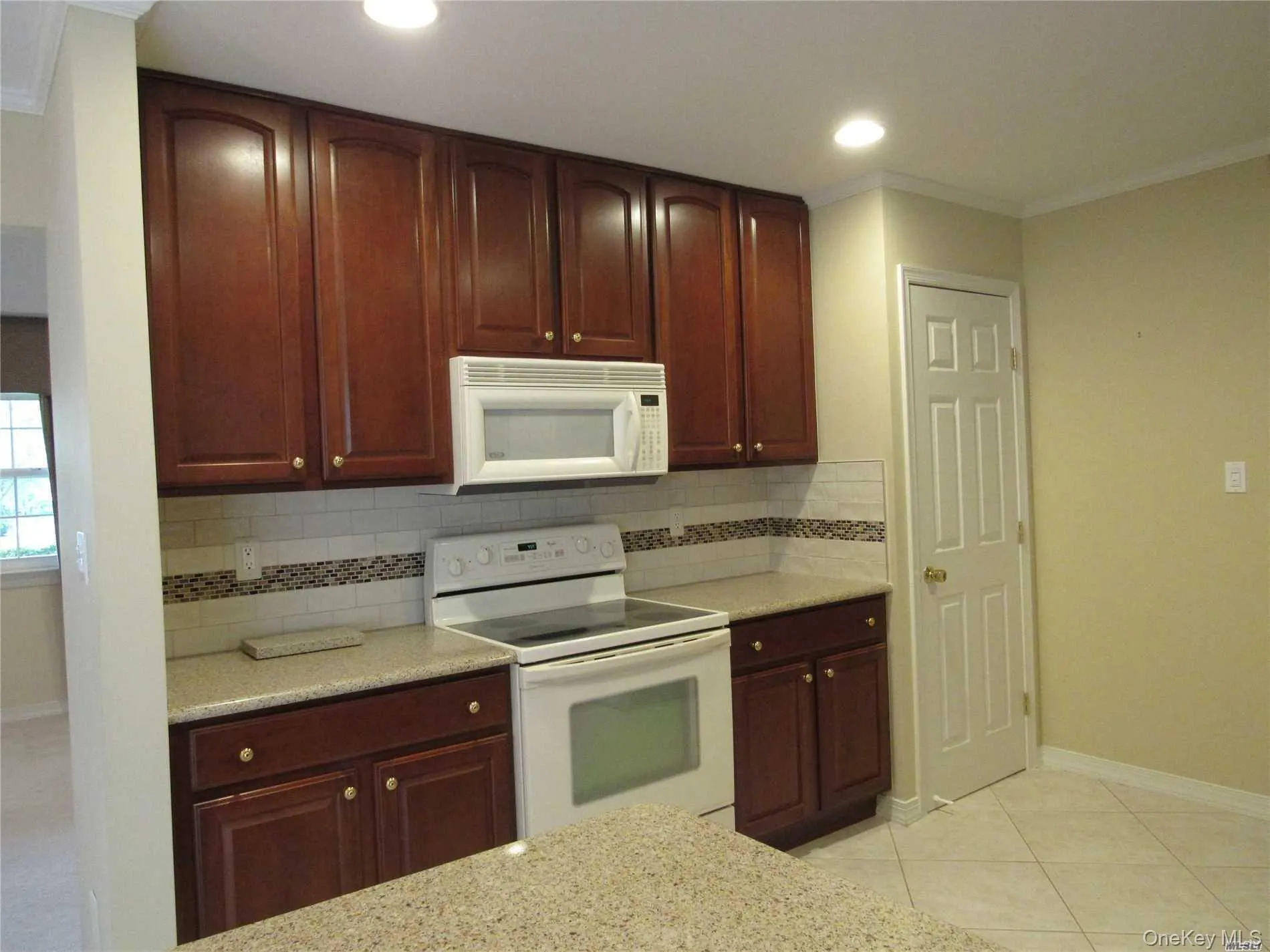 2702 Amen Corner, Riverhead, NY, 2 Bedrooms Bedrooms, 5 Rooms Rooms,2 BathroomsBathrooms,Residential Lease,For Rent,Amen,0,1008650 2702 Amen Corner, Riverhead, NY, 2 Bedrooms Bedrooms, 5 Rooms Rooms,2 BathroomsBathrooms,Residential Lease,For Rent,Amen,0,1008650