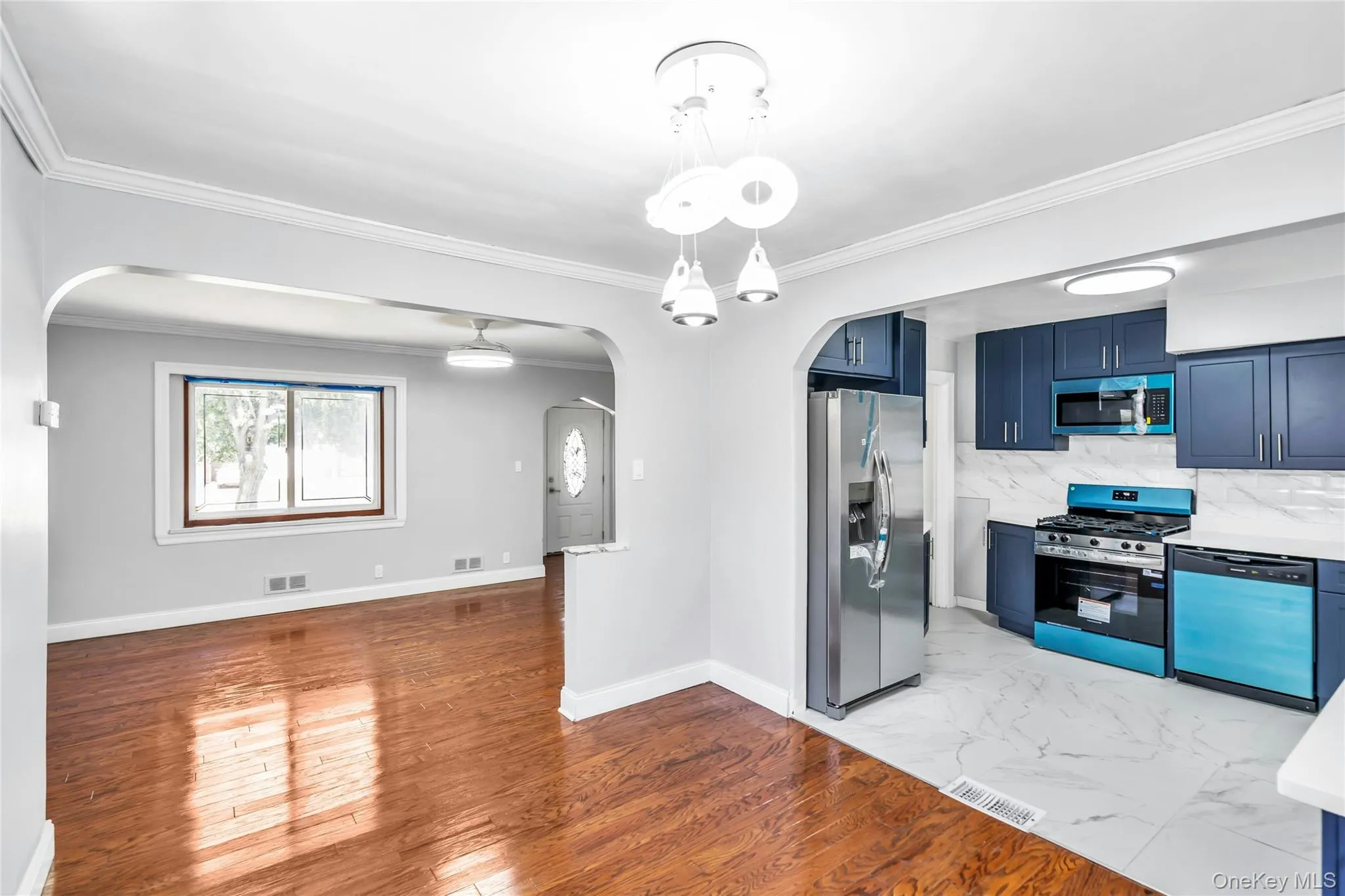 163 Emily Court, Hempstead, NY, 3 Bedrooms Bedrooms, 8 Rooms Rooms,1 BathroomBathrooms,Residential,For Rent,Emily,0,1008651 163 Emily Court, Hempstead, NY, 3 Bedrooms Bedrooms, 8 Rooms Rooms,1 BathroomBathrooms,Residential,For Rent,Emily,0,1008651