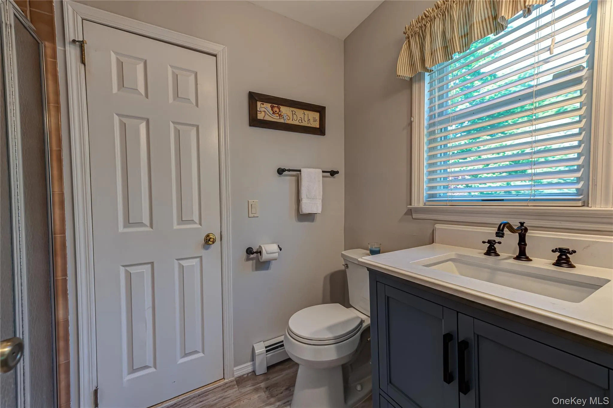 130 Country Road, Brookhaven, NY, 3 Bedrooms Bedrooms, 7 Rooms Rooms,2 BathroomsBathrooms,Residential,For Rent,Country,0,1008653 130 Country Road, Brookhaven, NY, 3 Bedrooms Bedrooms, 7 Rooms Rooms,2 BathroomsBathrooms,Residential,For Rent,Country,0,1008653