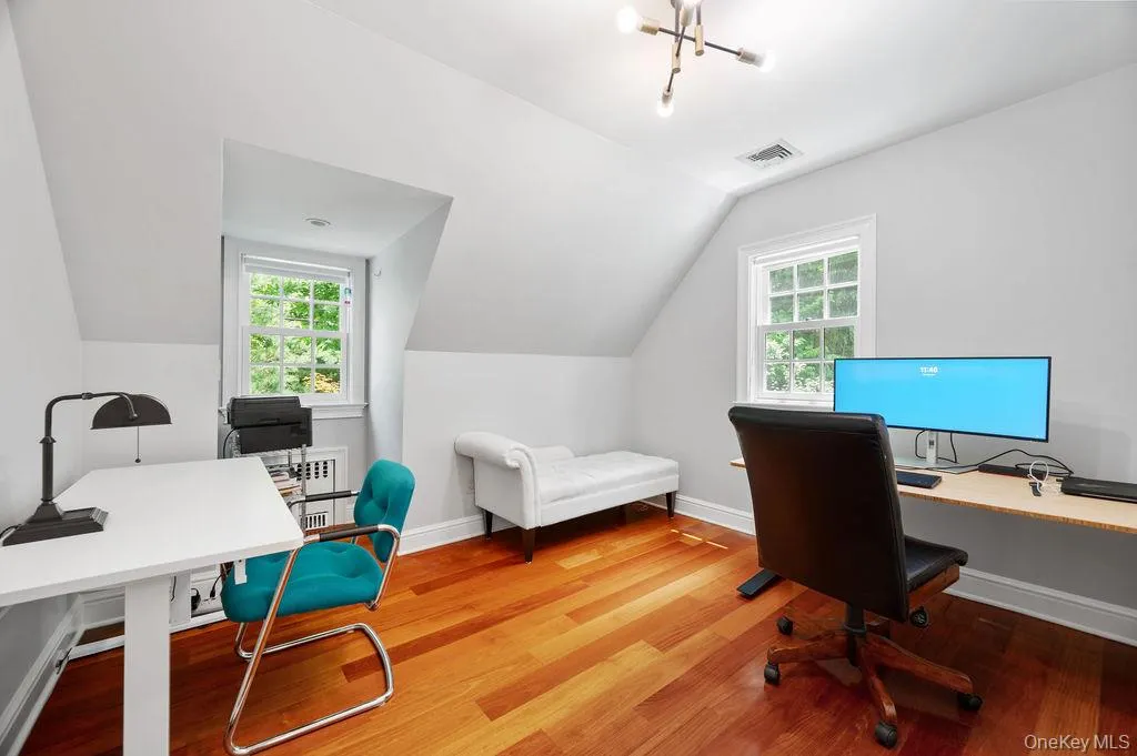 Bedroom used as an Office. Bedroom used as an Office.