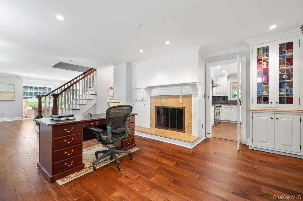 Office opens onto kitchen. Office opens onto kitchen.