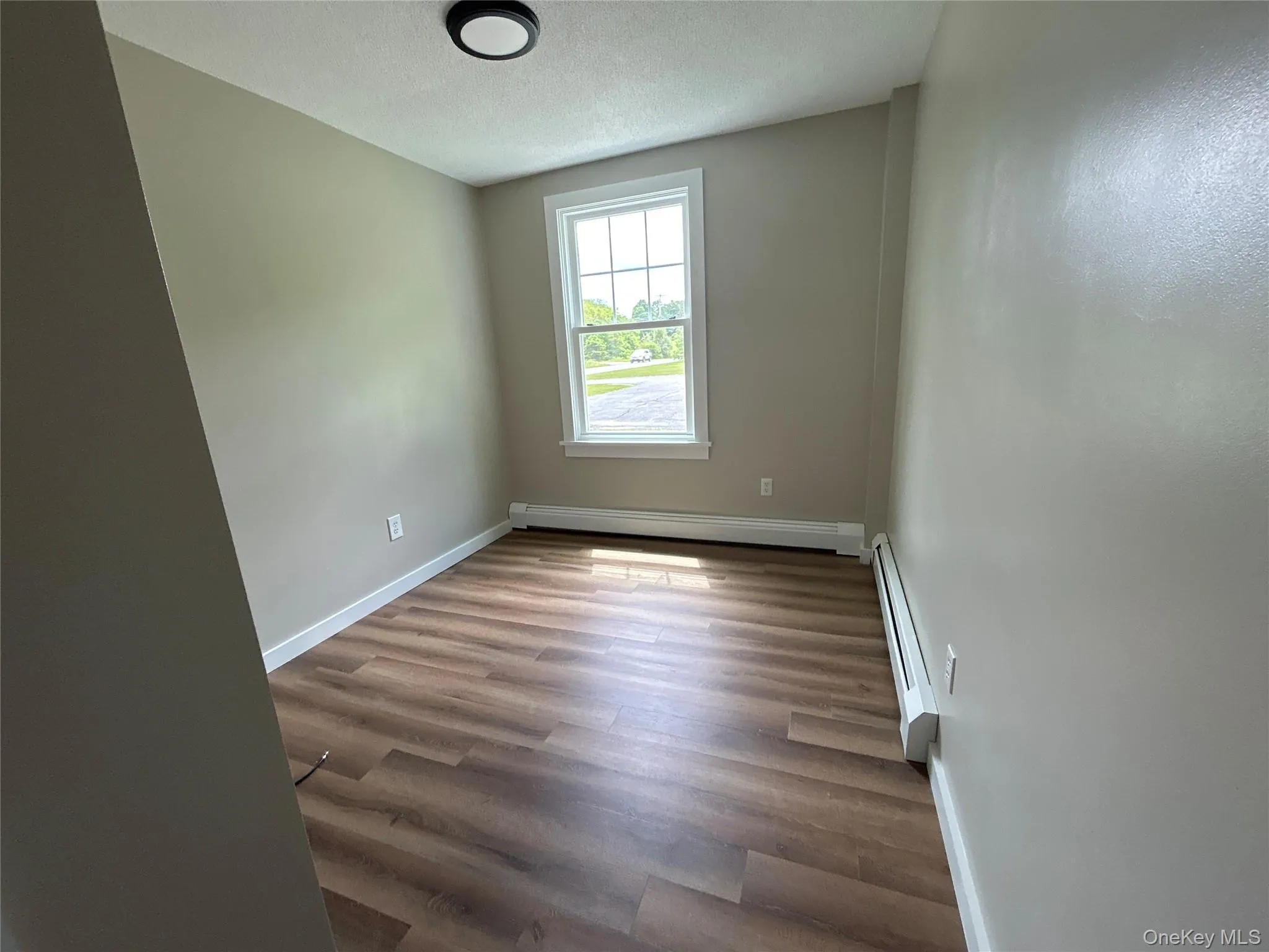 First floor #2 apartment - bedroom #2 - First floor #2 apartment - bedroom #2 -