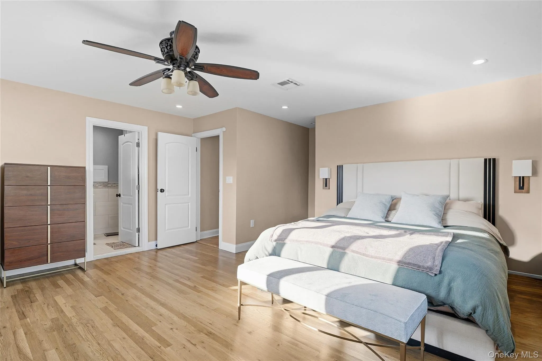 106 Anchorage Drive, Islip, NY, 3 Bedrooms Bedrooms, 8 Rooms Rooms,2 BathroomsBathrooms,Residential,For Rent,Anchorage,0,1008665 106 Anchorage Drive, Islip, NY, 3 Bedrooms Bedrooms, 8 Rooms Rooms,2 BathroomsBathrooms,Residential,For Rent,Anchorage,0,1008665