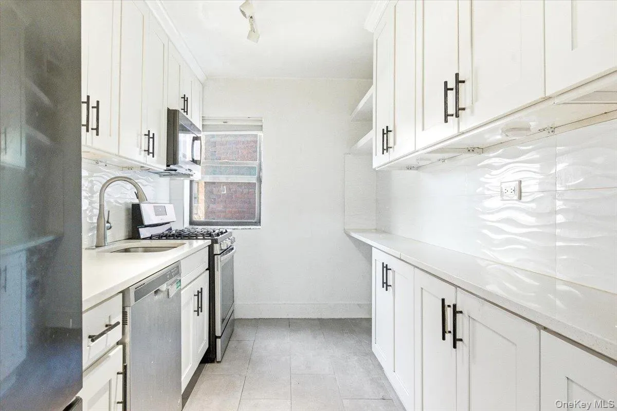 103-25 68th Avenue, New York, NY, 2 Bedrooms Bedrooms, 6 Rooms Rooms,1 BathroomBathrooms,Residential,For Rent,68th,0,1008668 103-25 68th Avenue, New York, NY, 2 Bedrooms Bedrooms, 6 Rooms Rooms,1 BathroomBathrooms,Residential,For Rent,68th,0,1008668
