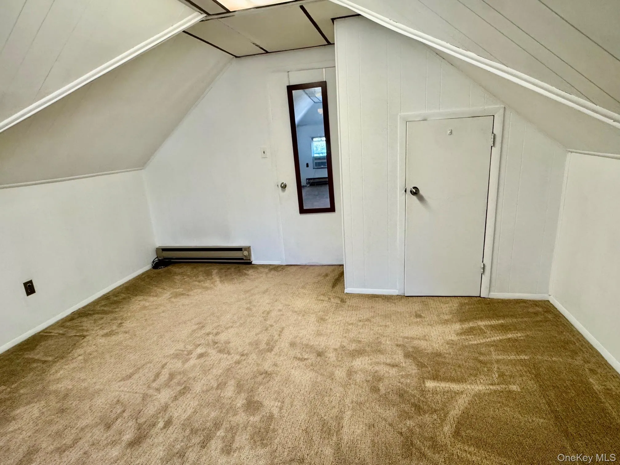 Bedroom with Closet Bedroom with Closet
