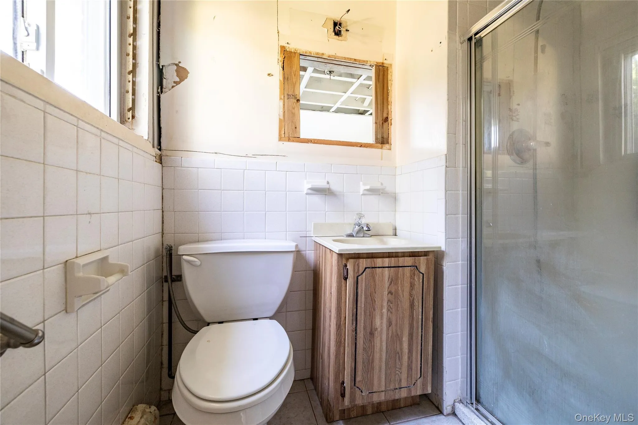 1 Toms Point Lane, North Hempstead, NY, 2 Bedrooms Bedrooms, 4 Rooms Rooms,2 BathroomsBathrooms,Residential,For Rent,Toms Point,0,1008670 1 Toms Point Lane, North Hempstead, NY, 2 Bedrooms Bedrooms, 4 Rooms Rooms,2 BathroomsBathrooms,Residential,For Rent,Toms Point,0,1008670