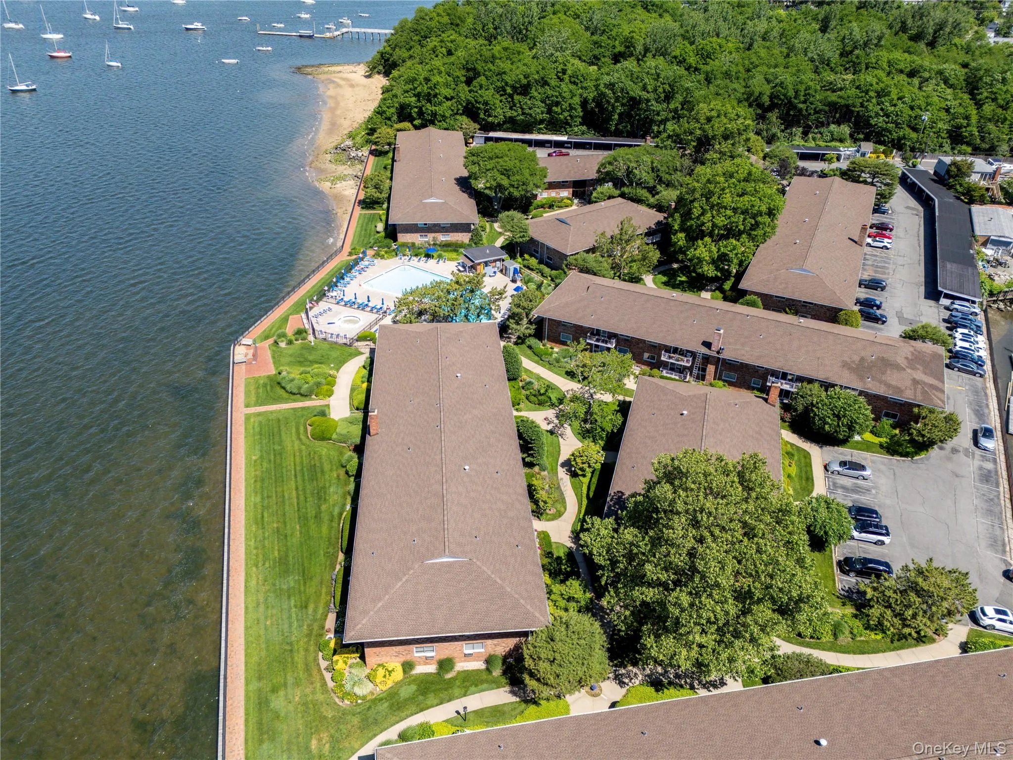 1 Toms Point Lane, North Hempstead, NY, 2 Bedrooms Bedrooms, 4 Rooms Rooms,2 BathroomsBathrooms,Residential,For Rent,Toms Point,0,1008670 1 Toms Point Lane, North Hempstead, NY, 2 Bedrooms Bedrooms, 4 Rooms Rooms,2 BathroomsBathrooms,Residential,For Rent,Toms Point,0,1008670