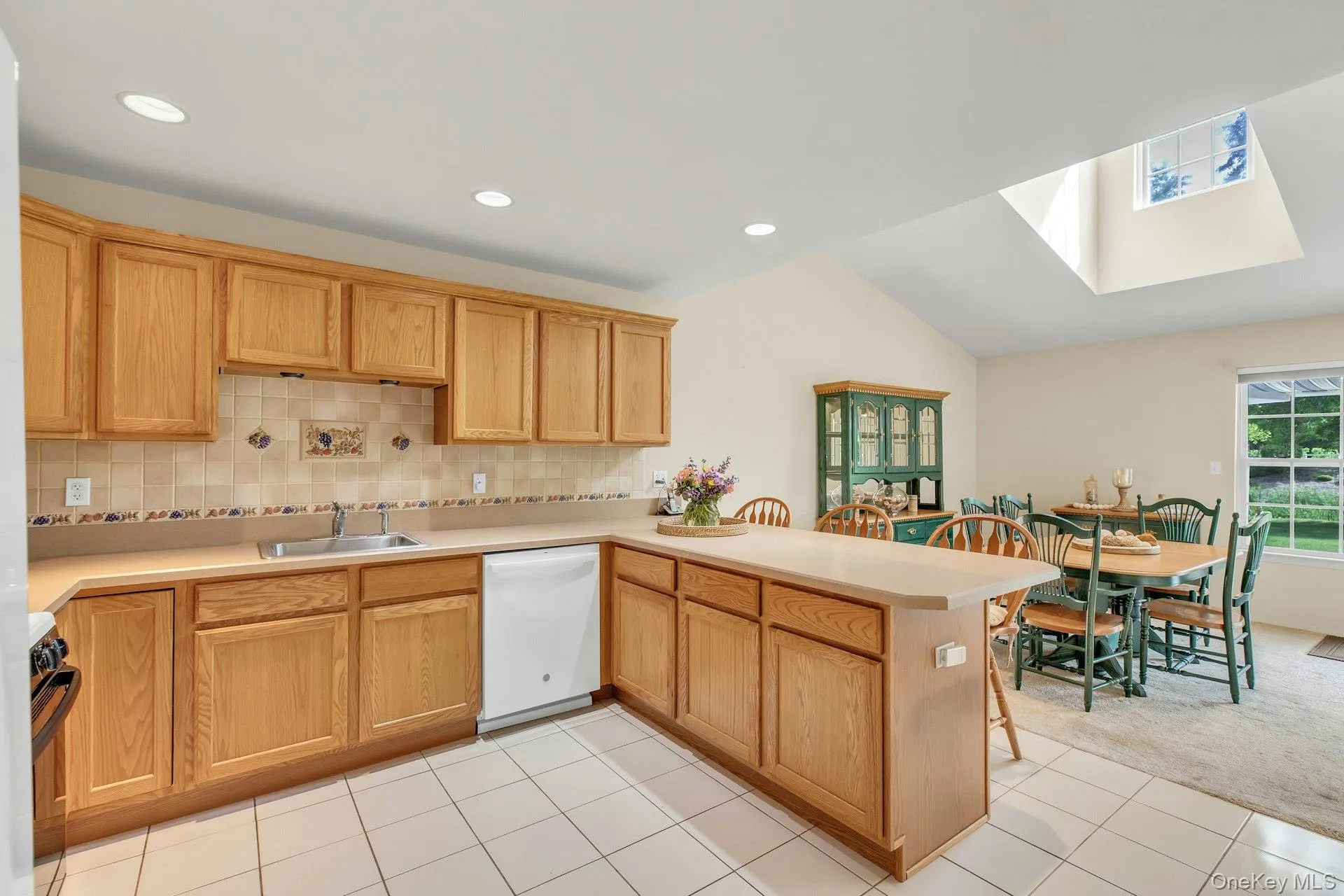 1 Summerfield Lane, Riverhead, NY, 2 Bedrooms Bedrooms, 6 Rooms Rooms,2 BathroomsBathrooms,Residential,For Rent,Summerfield,0,1008681 1 Summerfield Lane, Riverhead, NY, 2 Bedrooms Bedrooms, 6 Rooms Rooms,2 BathroomsBathrooms,Residential,For Rent,Summerfield,0,1008681