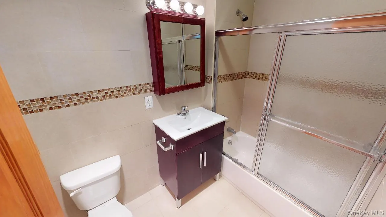 135-23 82nd Avenue, New York, NY, 1 Bedroom Bedrooms, 3 Rooms Rooms,1 BathroomBathrooms,Residential Lease,For Rent,82nd,0,1008682 135-23 82nd Avenue, New York, NY, 1 Bedroom Bedrooms, 3 Rooms Rooms,1 BathroomBathrooms,Residential Lease,For Rent,82nd,0,1008682