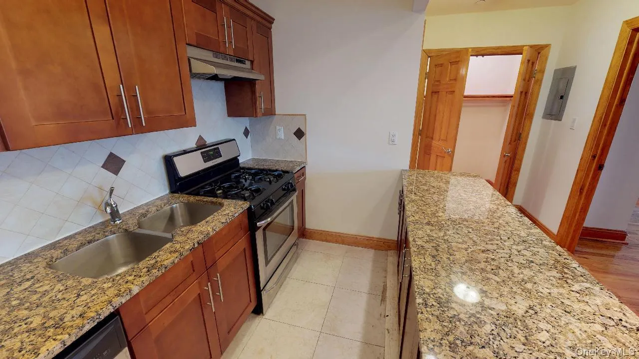 135-23 82nd Avenue, New York, NY, 1 Bedroom Bedrooms, 3 Rooms Rooms,1 BathroomBathrooms,Residential Lease,For Rent,82nd,0,1008682 135-23 82nd Avenue, New York, NY, 1 Bedroom Bedrooms, 3 Rooms Rooms,1 BathroomBathrooms,Residential Lease,For Rent,82nd,0,1008682
