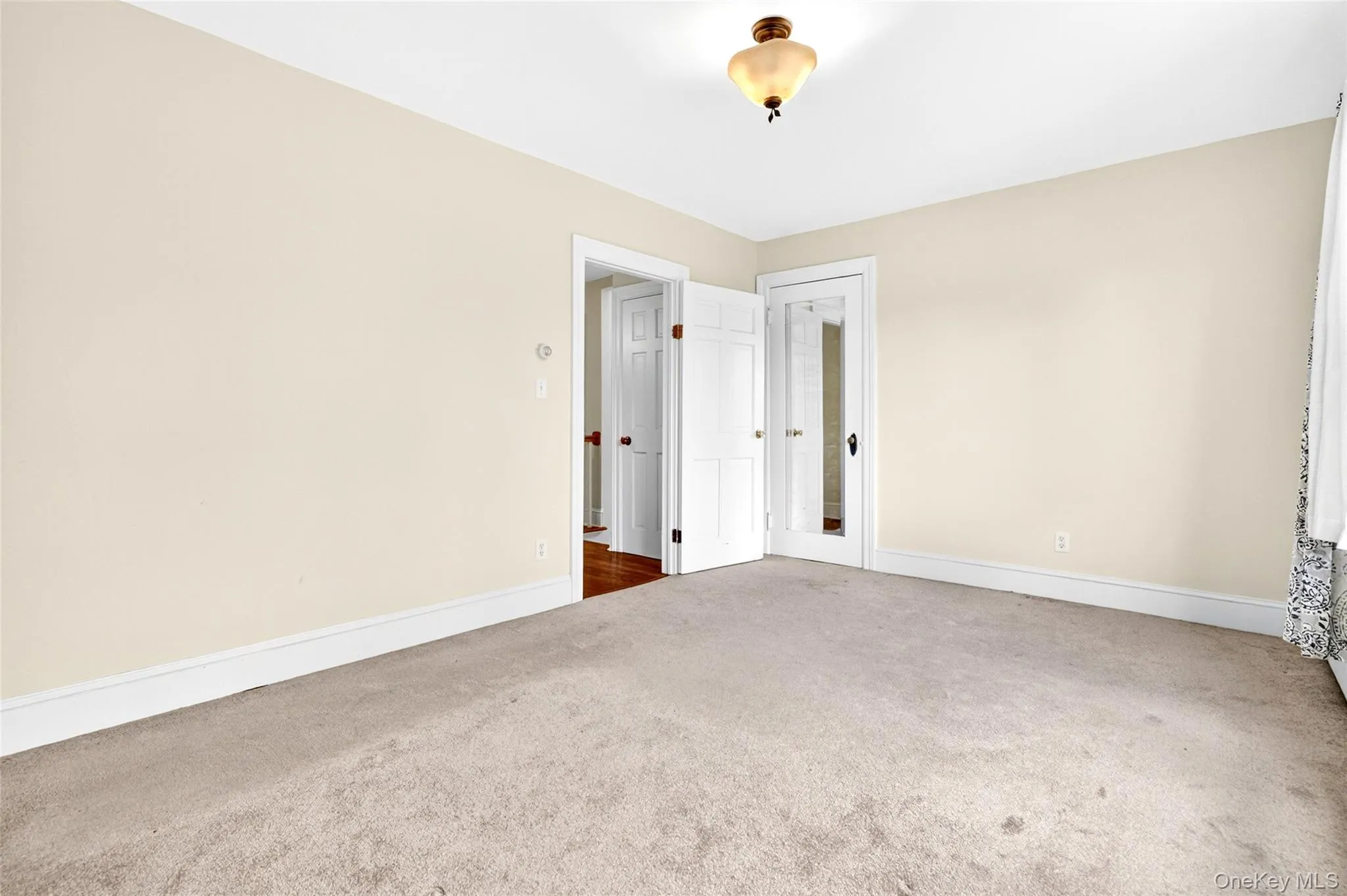 193 Parkview Avenue, Yonkers, NY, 3 Bedrooms Bedrooms, 7 Rooms Rooms,1 BathroomBathrooms,Residential,For Rent,Parkview,0,1008683 193 Parkview Avenue, Yonkers, NY, 3 Bedrooms Bedrooms, 7 Rooms Rooms,1 BathroomBathrooms,Residential,For Rent,Parkview,0,1008683