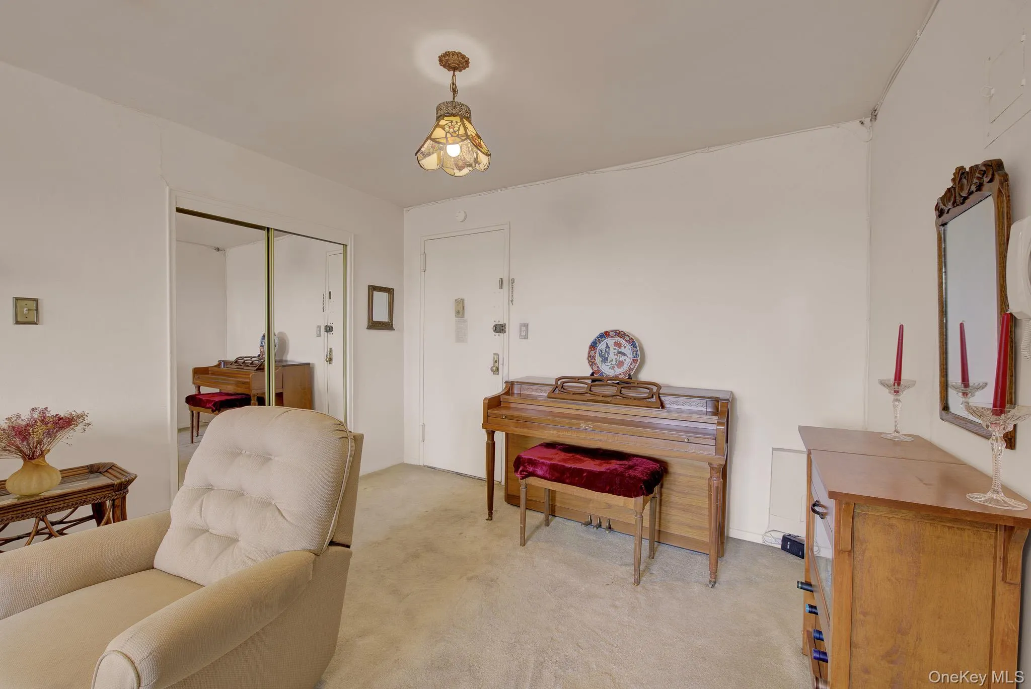 54-44 Little Neck Parkway, New York, NY, 1 Bedroom Bedrooms, 5 Rooms Rooms,1 BathroomBathrooms,Residential,For Rent,Little Neck,0,1008684 54-44 Little Neck Parkway, New York, NY, 1 Bedroom Bedrooms, 5 Rooms Rooms,1 BathroomBathrooms,Residential,For Rent,Little Neck,0,1008684