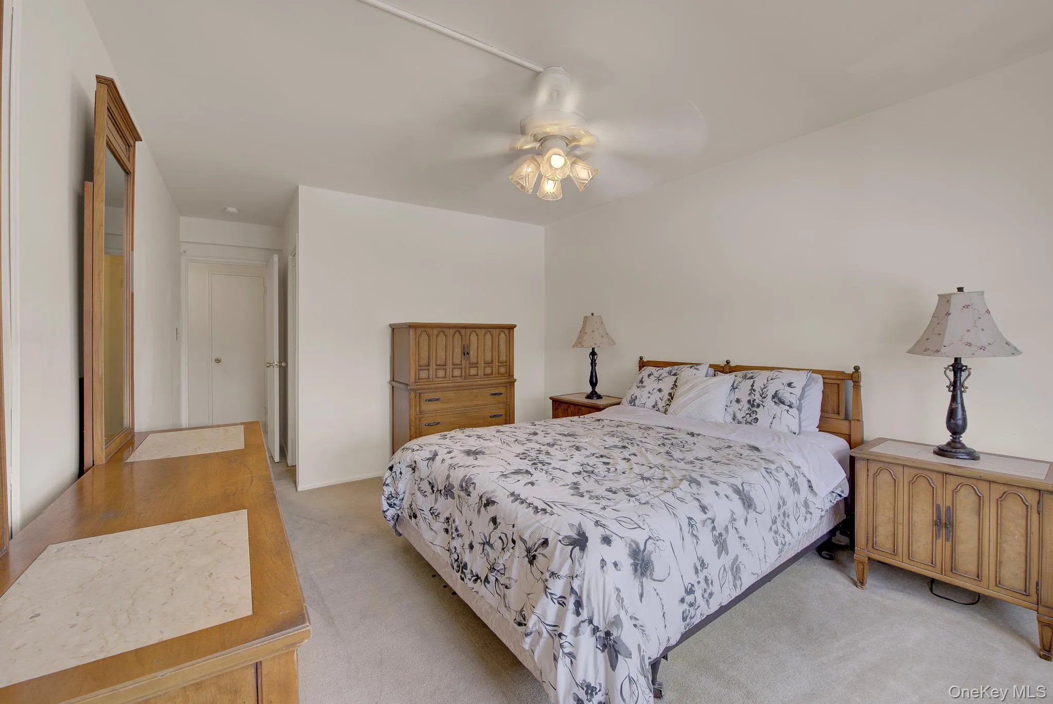 54-44 Little Neck Parkway, New York, NY, 1 Bedroom Bedrooms, 5 Rooms Rooms,1 BathroomBathrooms,Residential,For Rent,Little Neck,0,1008684 54-44 Little Neck Parkway, New York, NY, 1 Bedroom Bedrooms, 5 Rooms Rooms,1 BathroomBathrooms,Residential,For Rent,Little Neck,0,1008684