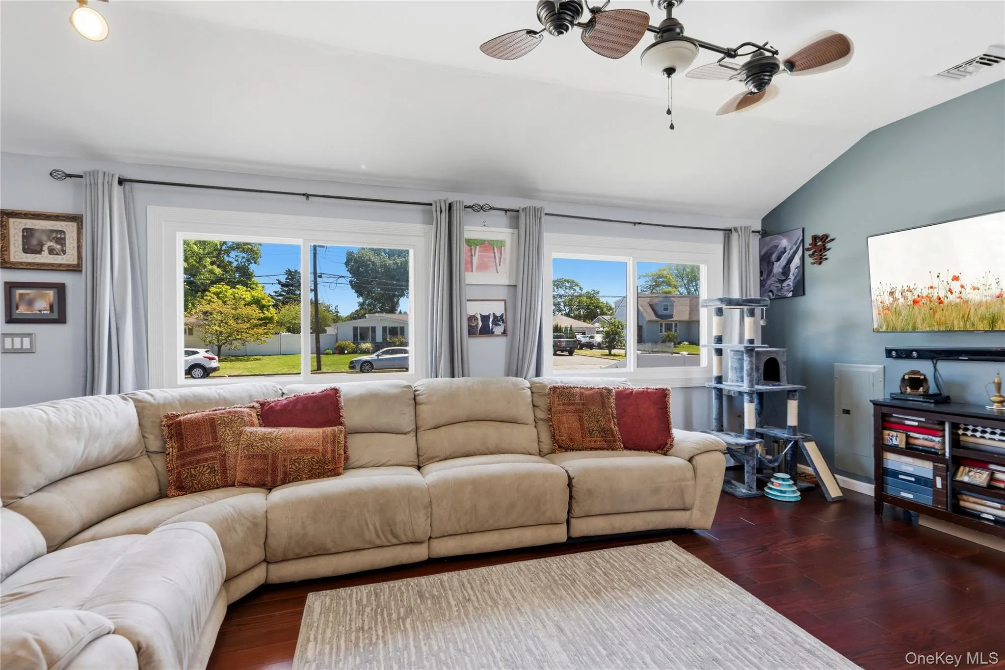 1084 Hyman Avenue, Islip, NY, 3 Bedrooms Bedrooms, 5 Rooms Rooms,2 BathroomsBathrooms,Residential,For Rent,Hyman,0,1008693 1084 Hyman Avenue, Islip, NY, 3 Bedrooms Bedrooms, 5 Rooms Rooms,2 BathroomsBathrooms,Residential,For Rent,Hyman,0,1008693
