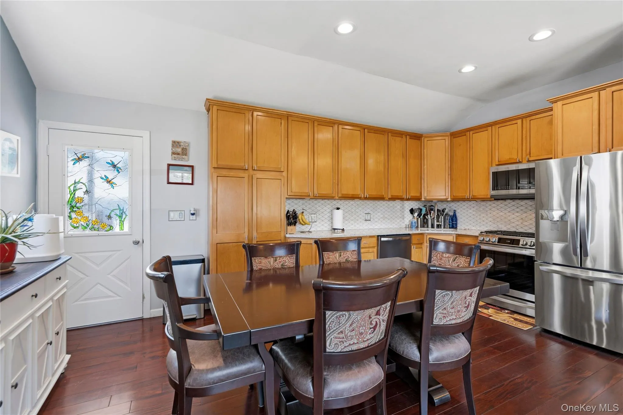 1084 Hyman Avenue, Islip, NY, 3 Bedrooms Bedrooms, 5 Rooms Rooms,2 BathroomsBathrooms,Residential,For Rent,Hyman,0,1008693 1084 Hyman Avenue, Islip, NY, 3 Bedrooms Bedrooms, 5 Rooms Rooms,2 BathroomsBathrooms,Residential,For Rent,Hyman,0,1008693