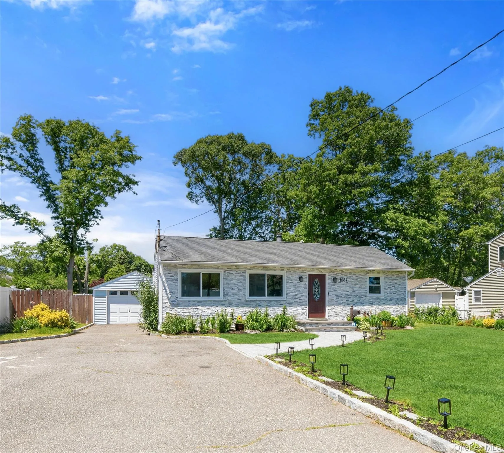 1084 Hyman Avenue, Islip, NY, 3 Bedrooms Bedrooms, 5 Rooms Rooms,2 BathroomsBathrooms,Residential,For Rent,Hyman,0,1008693 1084 Hyman Avenue, Islip, NY, 3 Bedrooms Bedrooms, 5 Rooms Rooms,2 BathroomsBathrooms,Residential,For Rent,Hyman,0,1008693