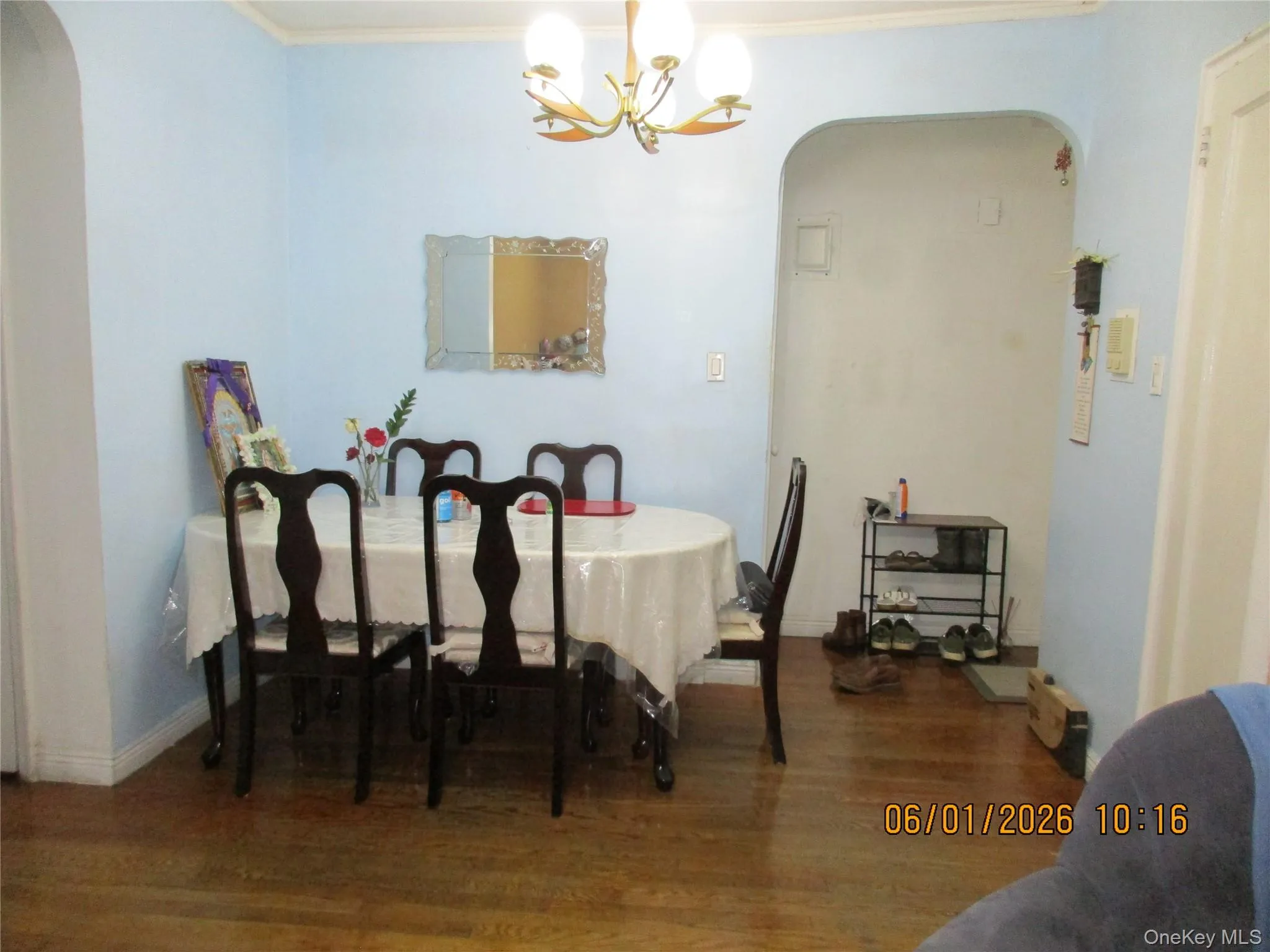 dining area dining area