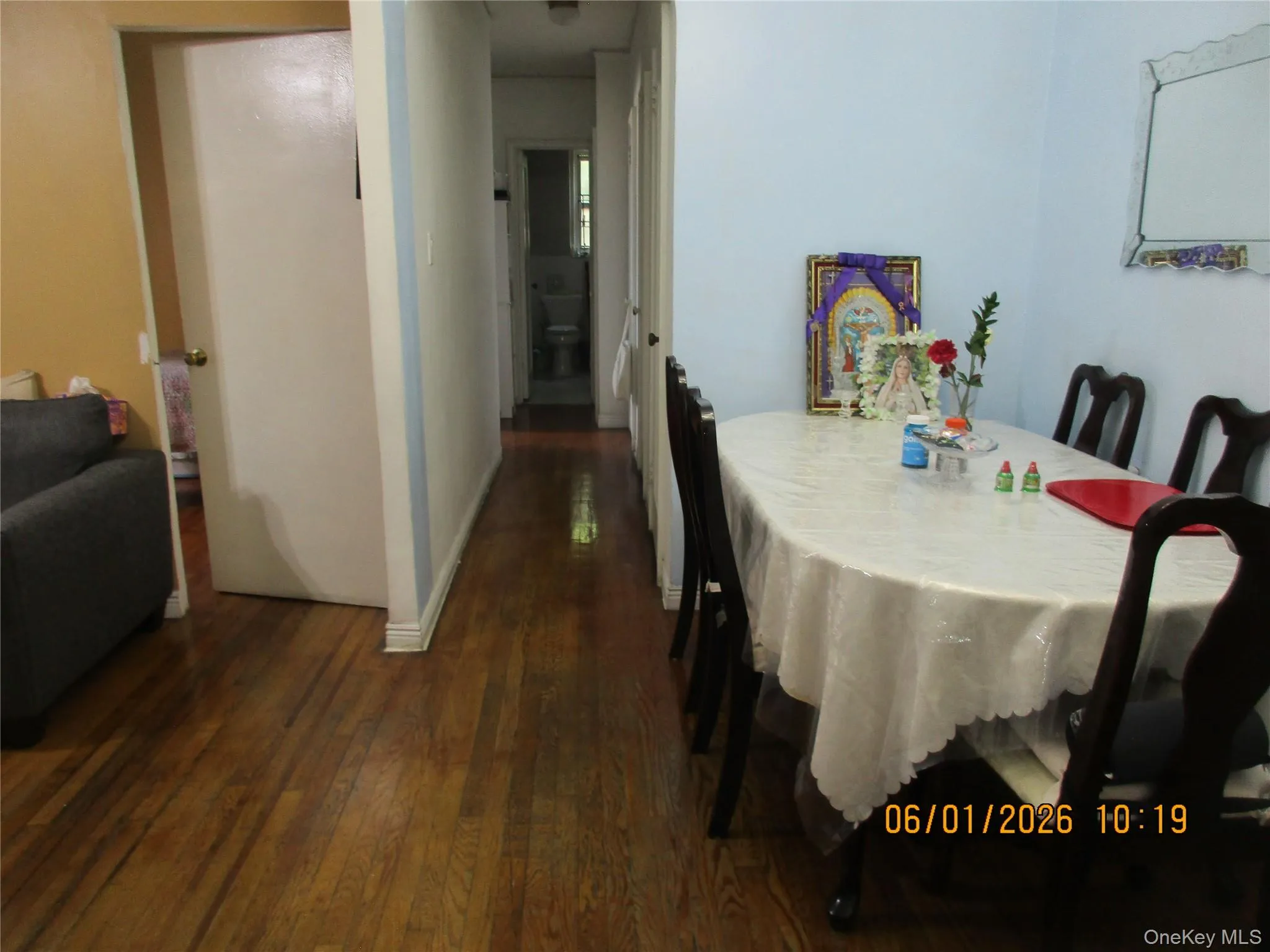 dining area dining area
