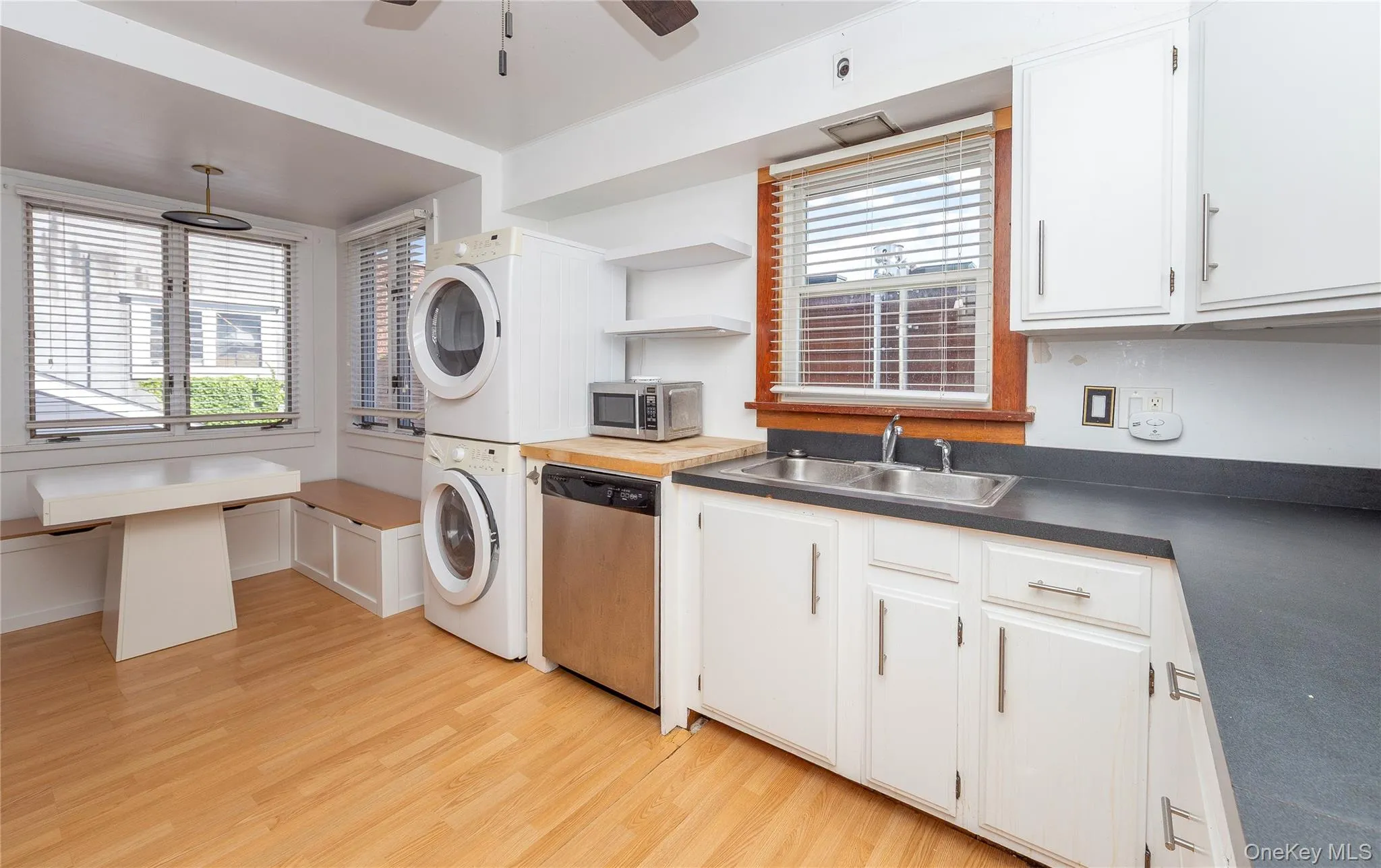 3 Memorial Avenue, Pawling, NY, 2 Bedrooms Bedrooms, 4 Rooms Rooms,1 BathroomBathrooms,Residential Lease,For Rent,Memorial,0,1008697 3 Memorial Avenue, Pawling, NY, 2 Bedrooms Bedrooms, 4 Rooms Rooms,1 BathroomBathrooms,Residential Lease,For Rent,Memorial,0,1008697