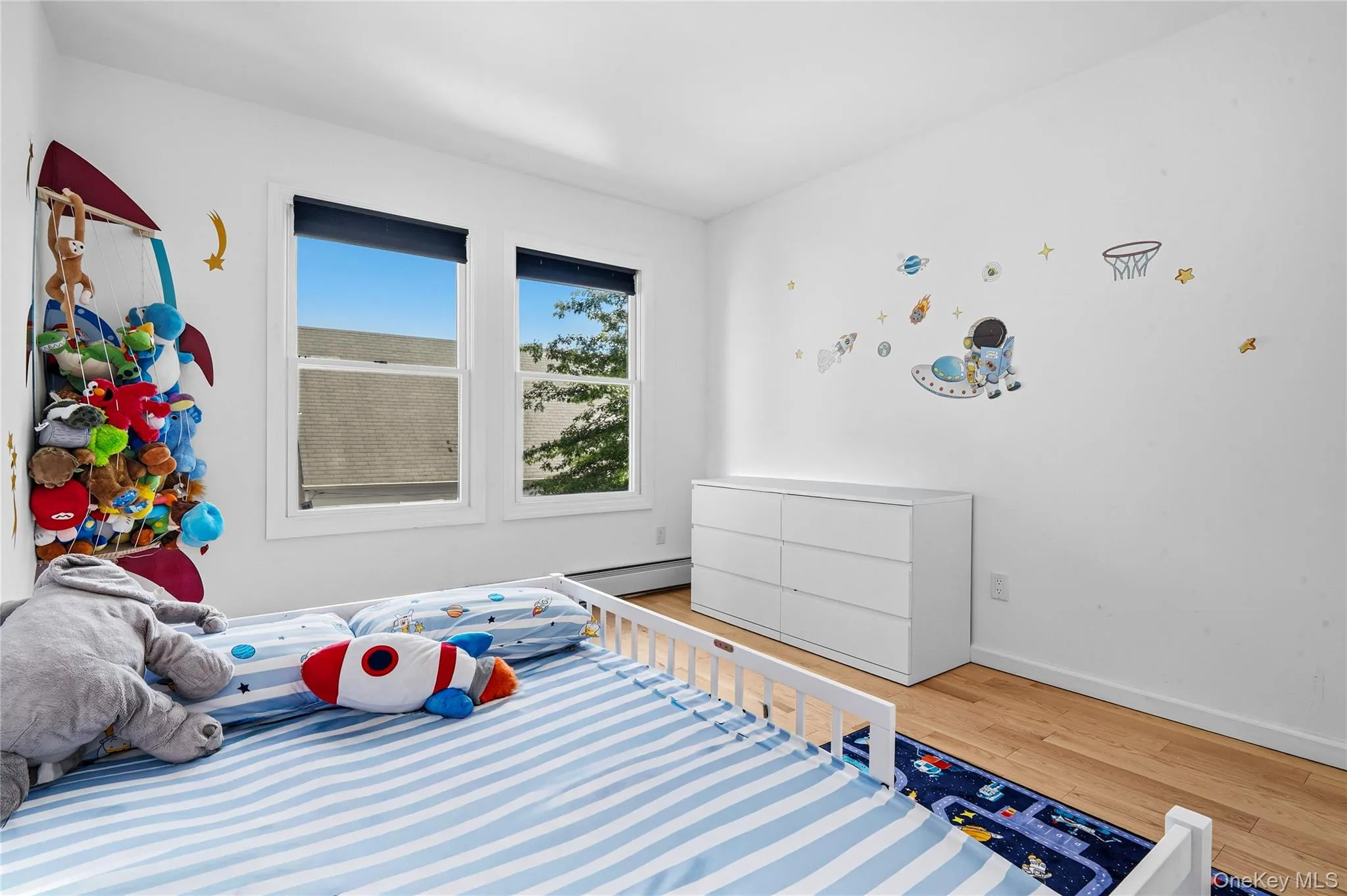 1315 6th Avenue, Hempstead, NY, 6 Bedrooms Bedrooms, 10 Rooms Rooms,3 BathroomsBathrooms,Residential,For Rent,6th,0,1008698 1315 6th Avenue, Hempstead, NY, 6 Bedrooms Bedrooms, 10 Rooms Rooms,3 BathroomsBathrooms,Residential,For Rent,6th,0,1008698