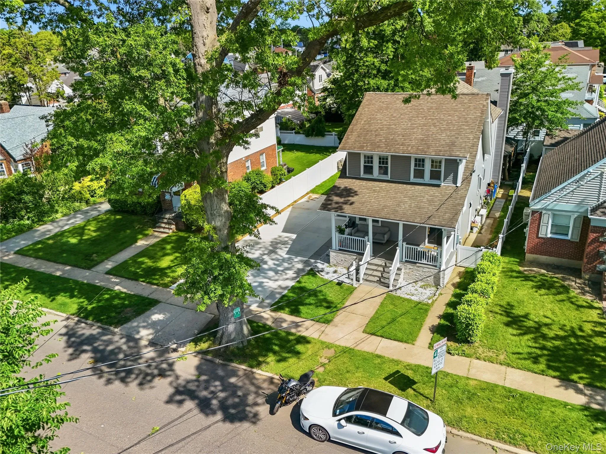 1315 6th Avenue, Hempstead, NY, 6 Bedrooms Bedrooms, 10 Rooms Rooms,3 BathroomsBathrooms,Residential,For Rent,6th,0,1008698 1315 6th Avenue, Hempstead, NY, 6 Bedrooms Bedrooms, 10 Rooms Rooms,3 BathroomsBathrooms,Residential,For Rent,6th,0,1008698