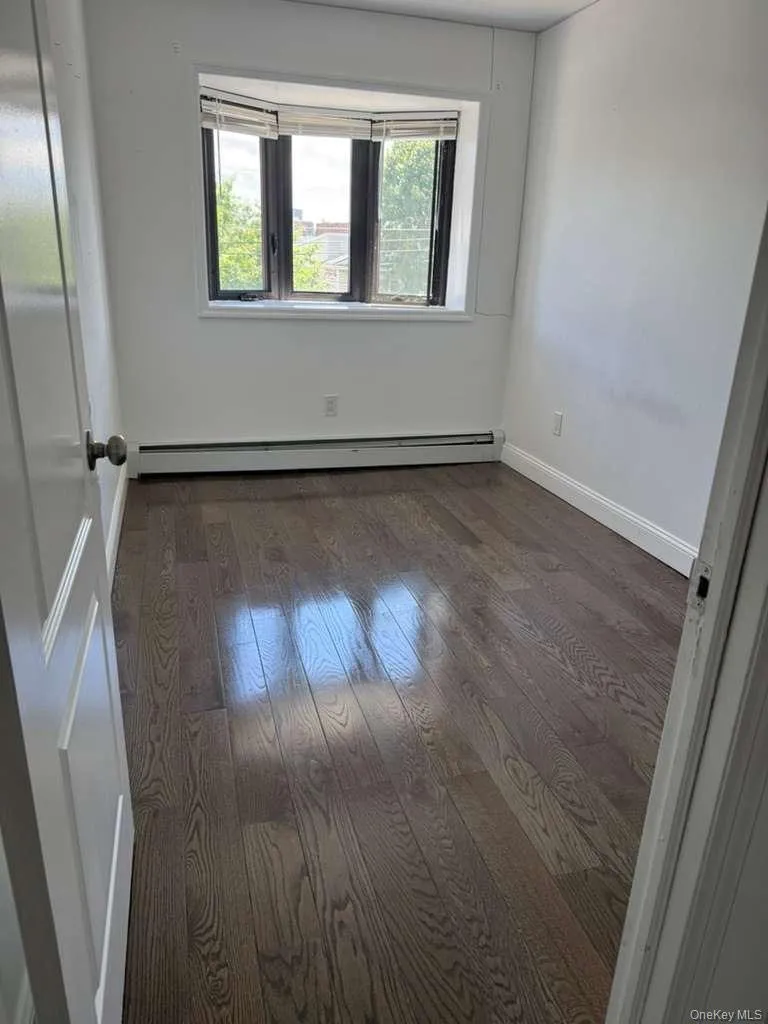 34-44 59TH Street, New York, NY, 3 Bedrooms Bedrooms, 5 Rooms Rooms,2 BathroomsBathrooms,Residential Lease,For Rent,59TH,0,1008700 34-44 59TH Street, New York, NY, 3 Bedrooms Bedrooms, 5 Rooms Rooms,2 BathroomsBathrooms,Residential Lease,For Rent,59TH,0,1008700