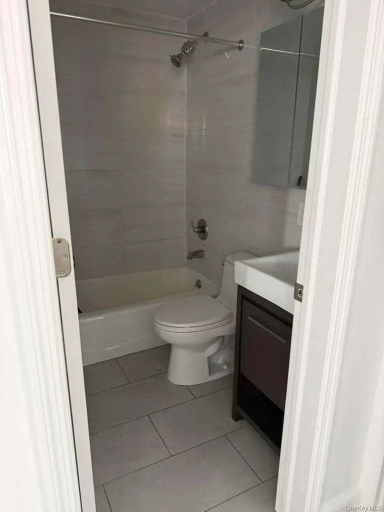 34-44 59TH Street, New York, NY, 3 Bedrooms Bedrooms, 5 Rooms Rooms,2 BathroomsBathrooms,Residential Lease,For Rent,59TH,0,1008700 34-44 59TH Street, New York, NY, 3 Bedrooms Bedrooms, 5 Rooms Rooms,2 BathroomsBathrooms,Residential Lease,For Rent,59TH,0,1008700