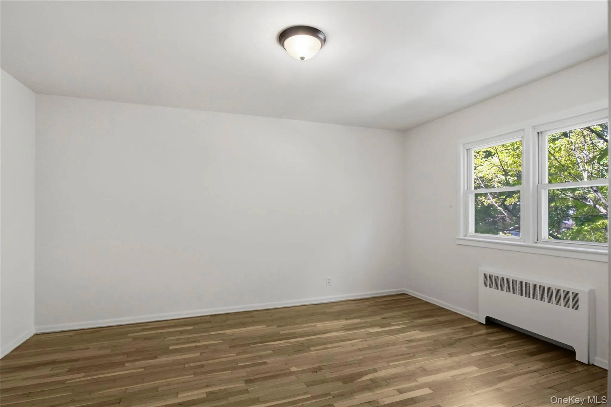 140 Broadway, Greenburgh, NY, 2 Bedrooms Bedrooms, 5 Rooms Rooms,1 BathroomBathrooms,Residential,For Rent,Broadway,0,KEY1008701 140 Broadway, Greenburgh, NY, 2 Bedrooms Bedrooms, 5 Rooms Rooms,1 BathroomBathrooms,Residential,For Rent,Broadway,0,KEY1008701