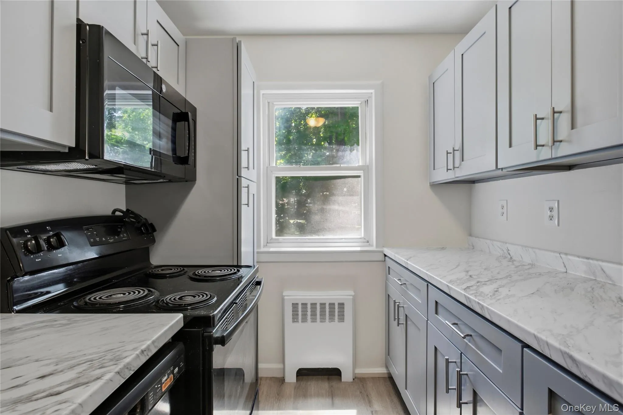 140 Broadway, Greenburgh, NY, 2 Bedrooms Bedrooms, 5 Rooms Rooms,1 BathroomBathrooms,Residential,For Rent,Broadway,0,KEY1008701 140 Broadway, Greenburgh, NY, 2 Bedrooms Bedrooms, 5 Rooms Rooms,1 BathroomBathrooms,Residential,For Rent,Broadway,0,KEY1008701