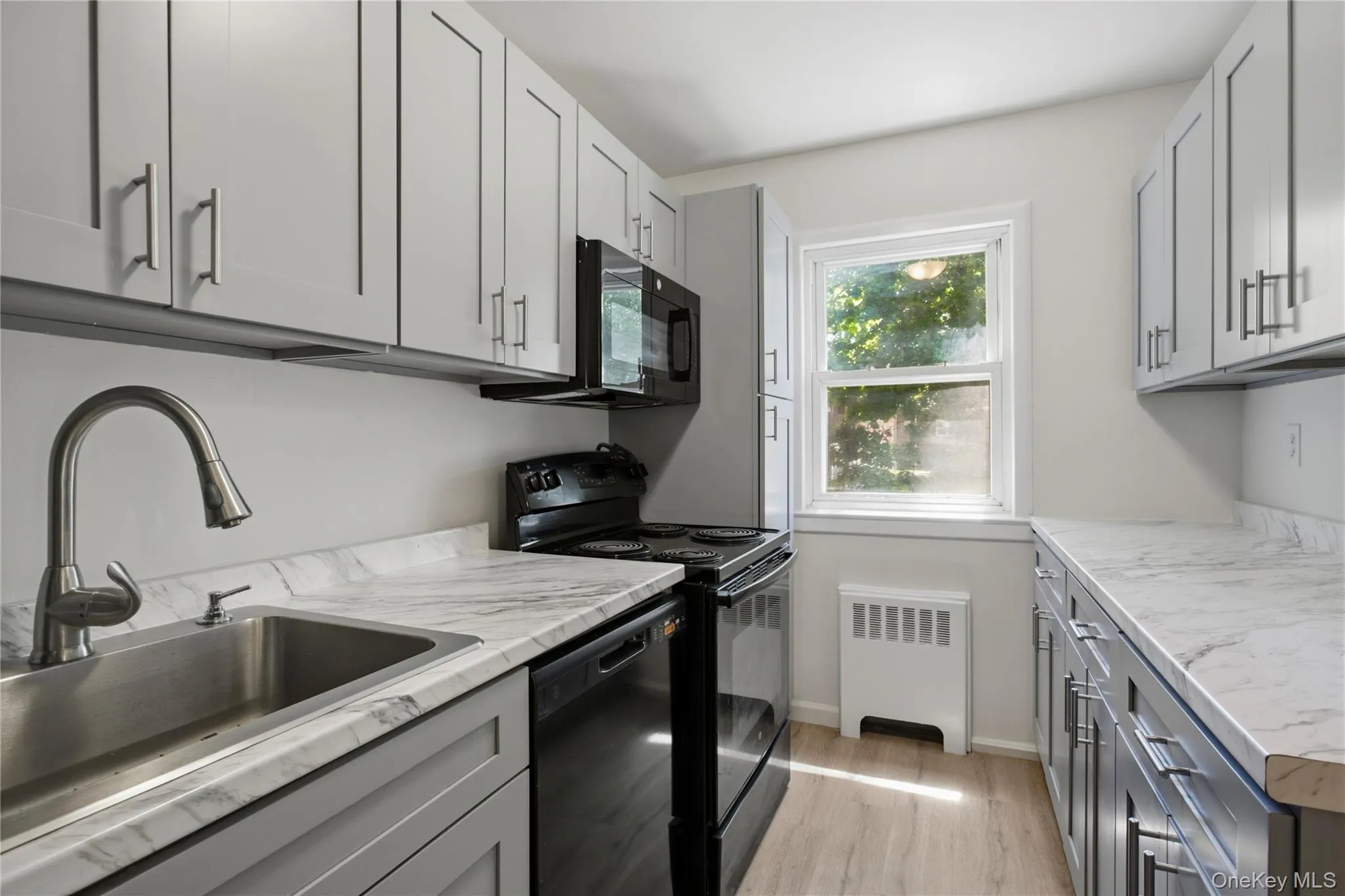 140 Broadway, Greenburgh, NY, 2 Bedrooms Bedrooms, 5 Rooms Rooms,1 BathroomBathrooms,Residential,For Rent,Broadway,0,KEY1008701 140 Broadway, Greenburgh, NY, 2 Bedrooms Bedrooms, 5 Rooms Rooms,1 BathroomBathrooms,Residential,For Rent,Broadway,0,KEY1008701