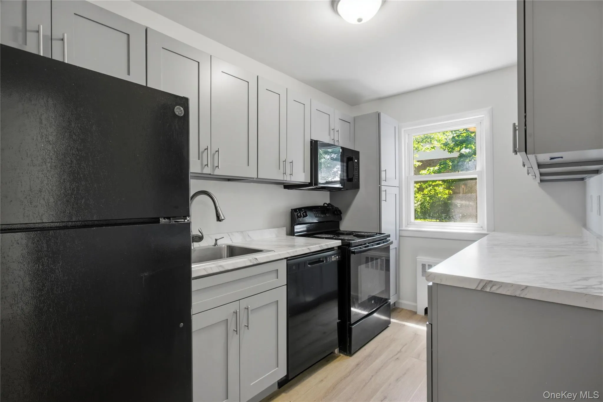 140 Broadway, Greenburgh, NY, 2 Bedrooms Bedrooms, 5 Rooms Rooms,1 BathroomBathrooms,Residential,For Rent,Broadway,0,KEY1008701 140 Broadway, Greenburgh, NY, 2 Bedrooms Bedrooms, 5 Rooms Rooms,1 BathroomBathrooms,Residential,For Rent,Broadway,0,KEY1008701