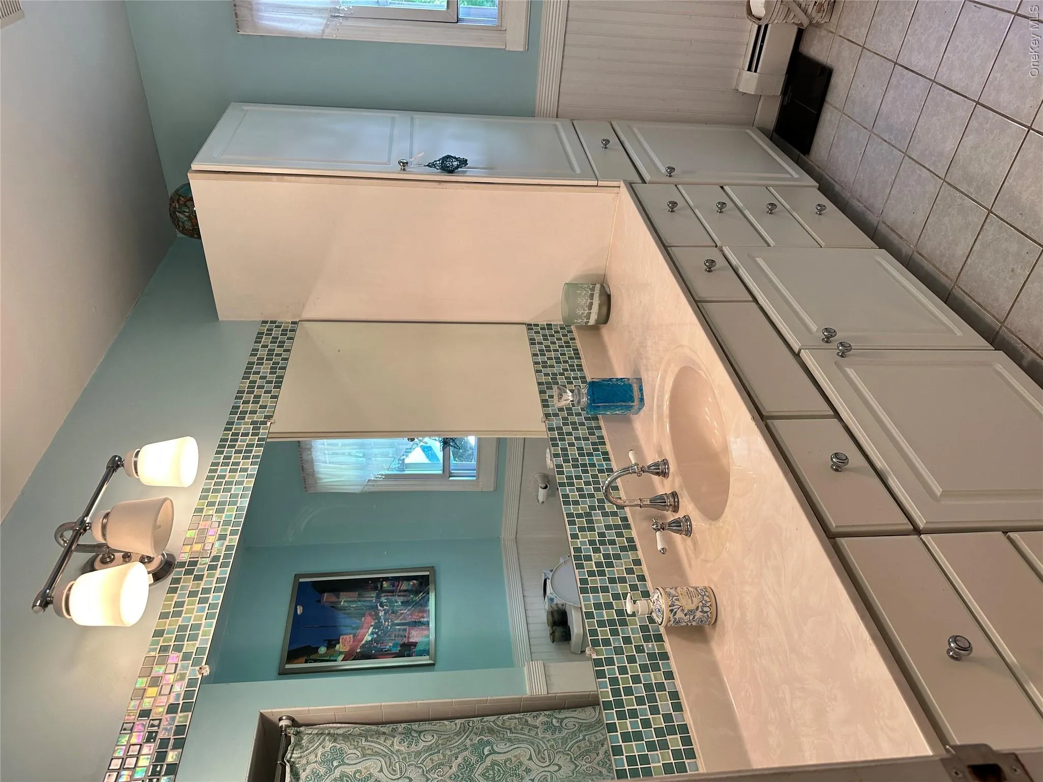 first floor hall bath with shower and jacuzzi tub first floor hall bath with shower and jacuzzi tub