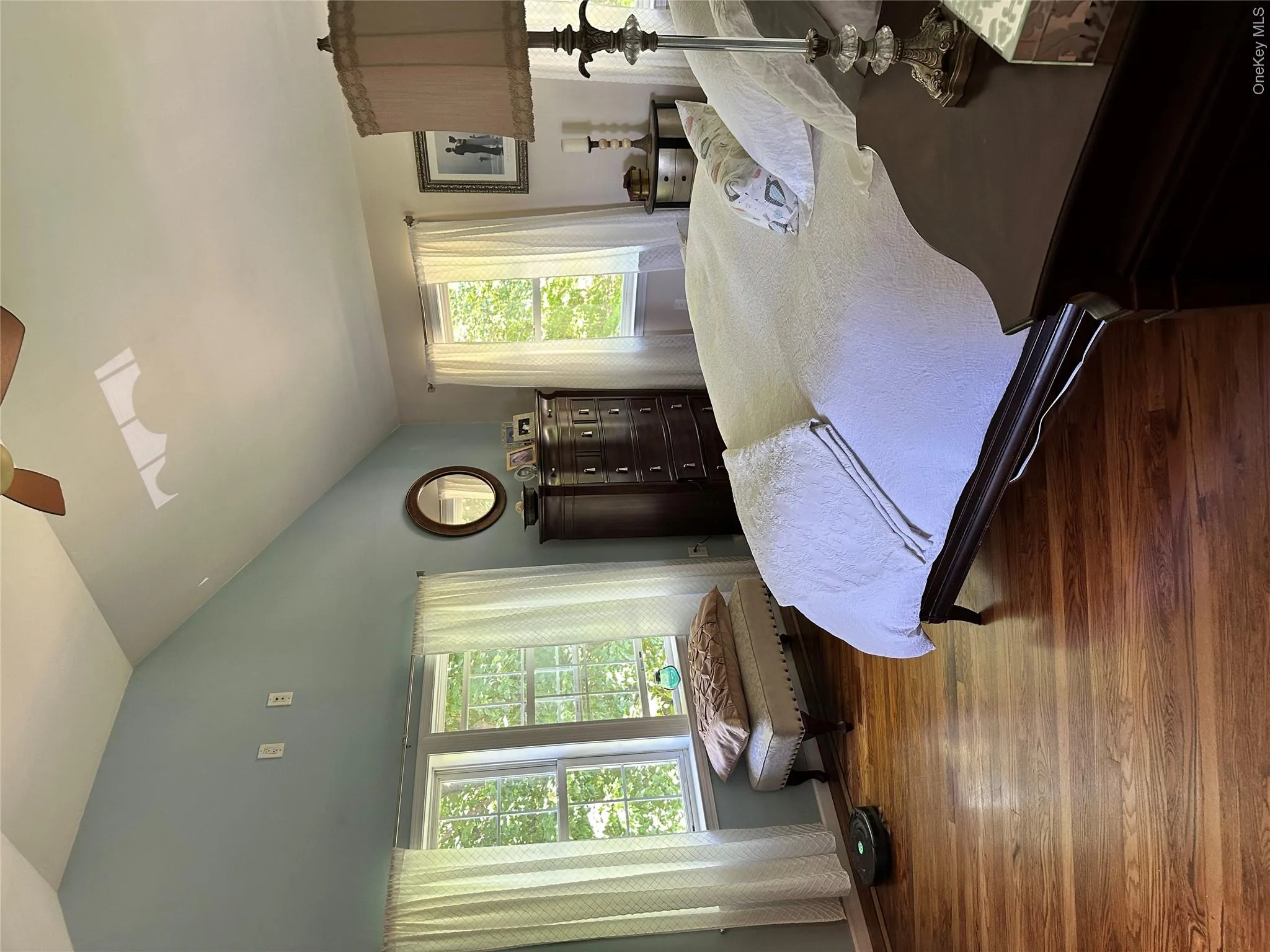 Very large Primary with vaulted ceilings and sitting room located second floor Very large Primary with vaulted ceilings and sitting room located second floor
