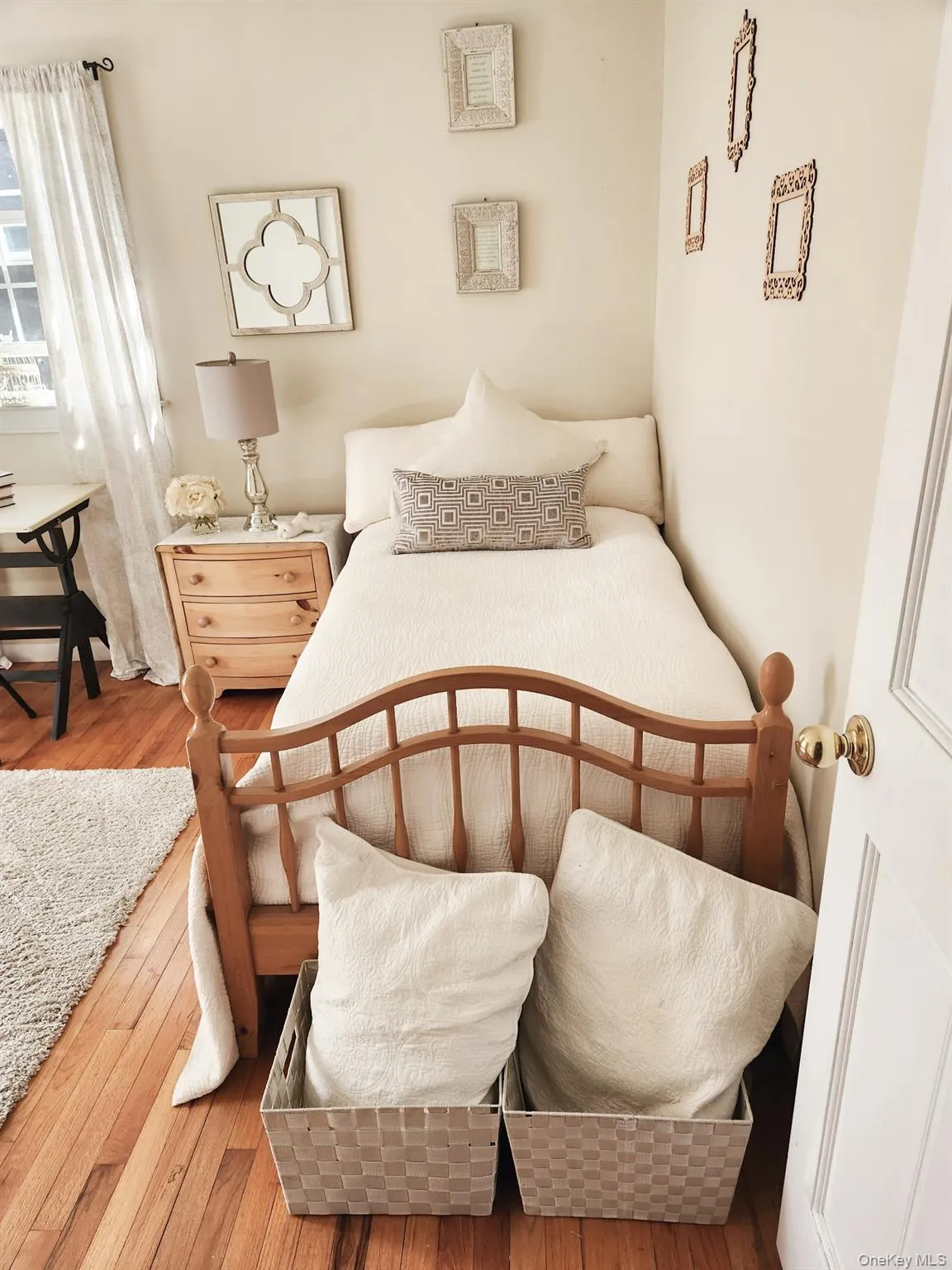 Bedroom1 Bedroom1